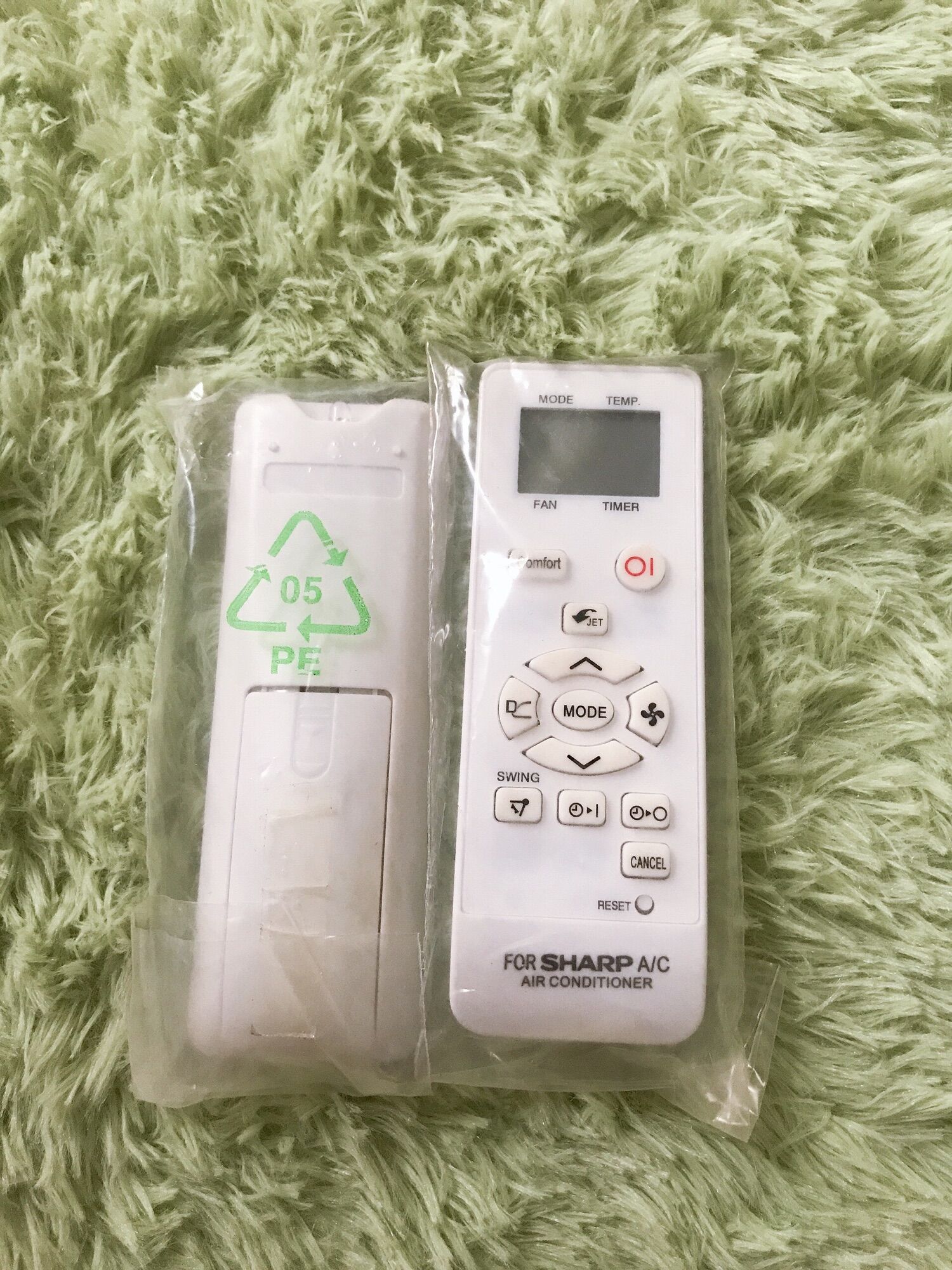 Điều khiển điều hoà Sharp (mẫu 5)