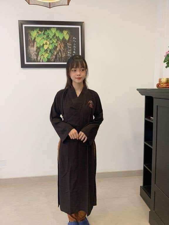 Áo Tràng Đi Chùa _ Vãi kate