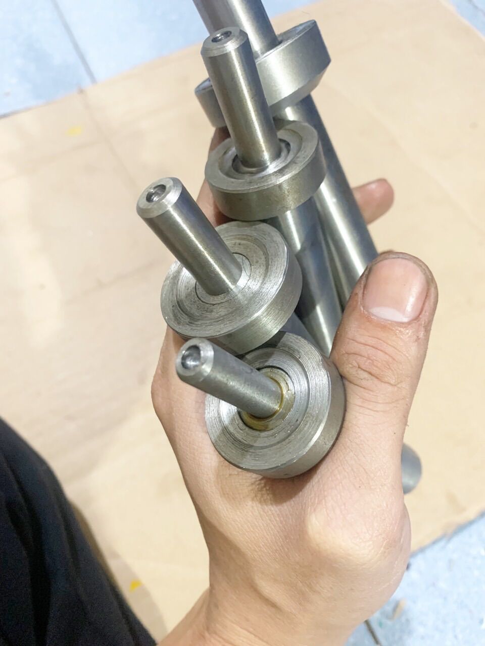 Bộ 4 cây đóng bi , bạc đạn bánh xe máy