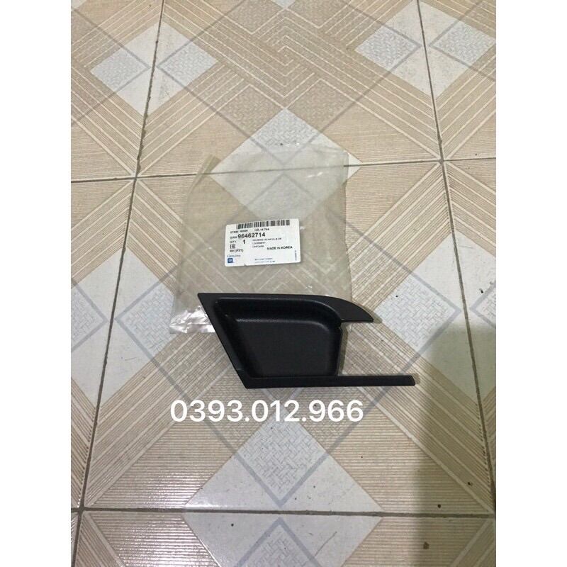 Ốp tay mở cửa trong daewoo gentra, chevrolet aveo