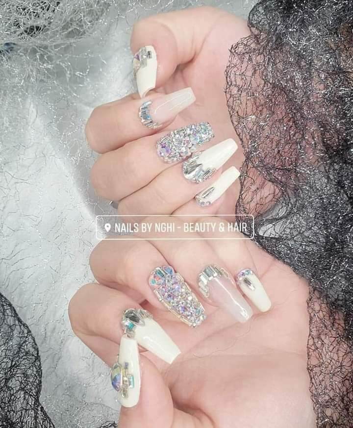ĐÁ VUÔNG NAIL, ĐÁ ĐÍNH MÓNG
