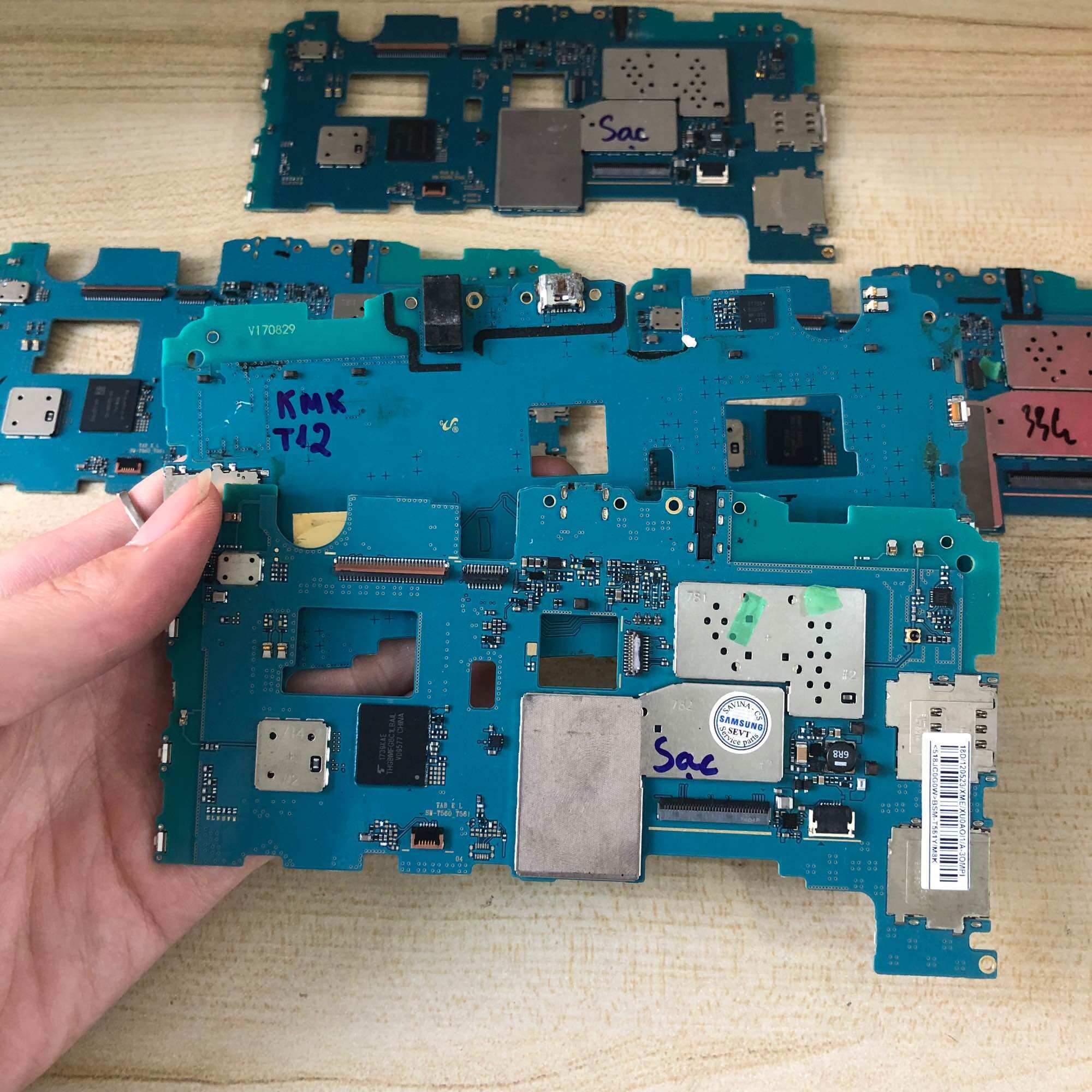 Main Samsung Tab E 9.6 T560 T561 Zin Full Chức Năng ( Sim , Sạc ,Wifi ,..)