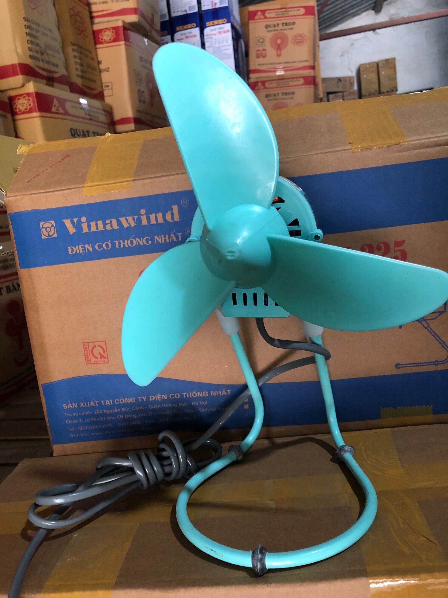 Quạt bàn 225mm Vinawind [Quạt con cóc]