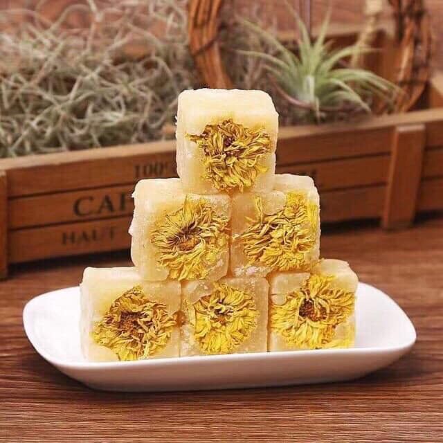 Trà hoa cúc đường phèn