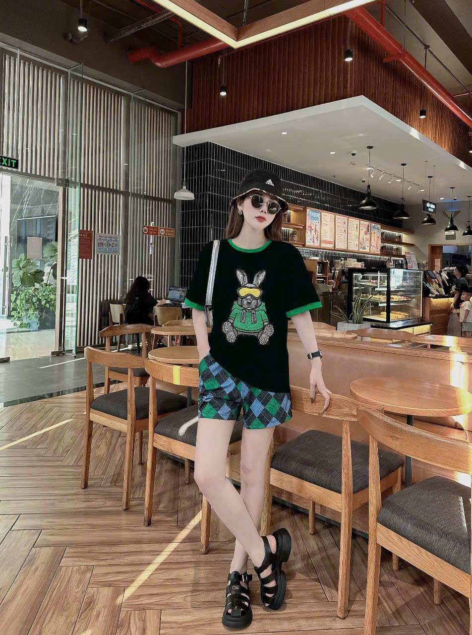 SÉT BỘ SHORT THÊU LÔ GÔ Q CHÂU CAO CẤP