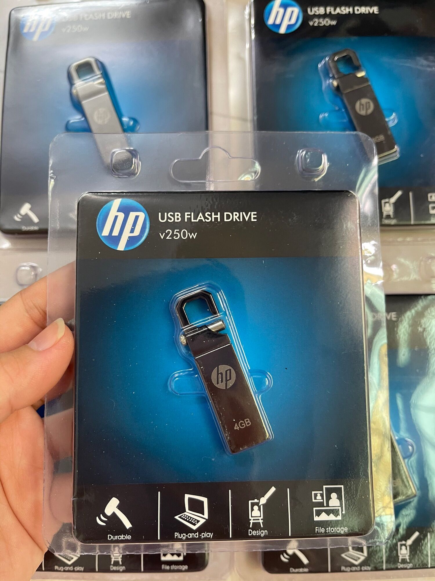 Usb hp móc khoá v250w 4gb/8gb/16gb/32gb bh 12 tháng