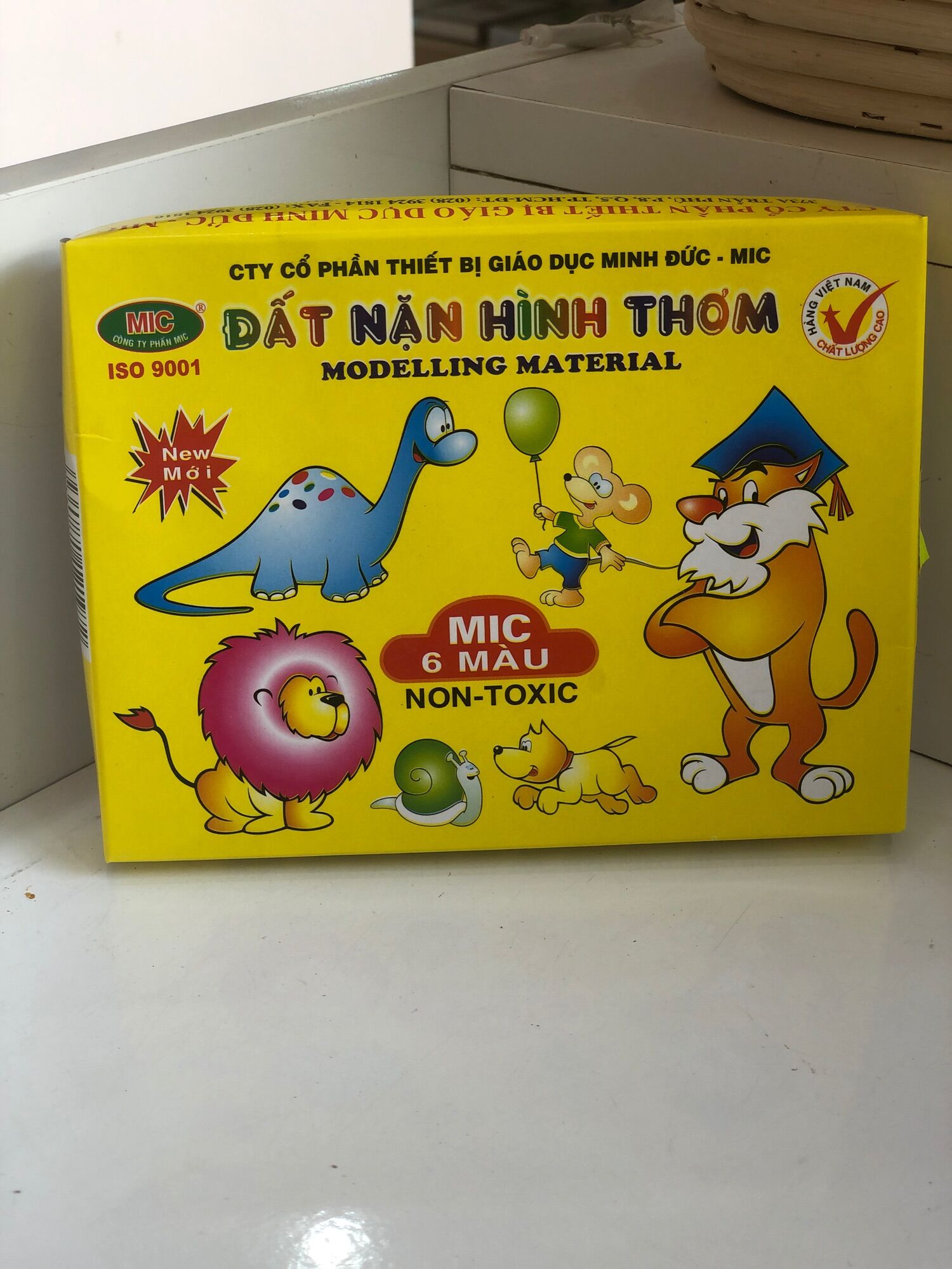 Đát nặn Mic nhiều màu cho bé (6/10)