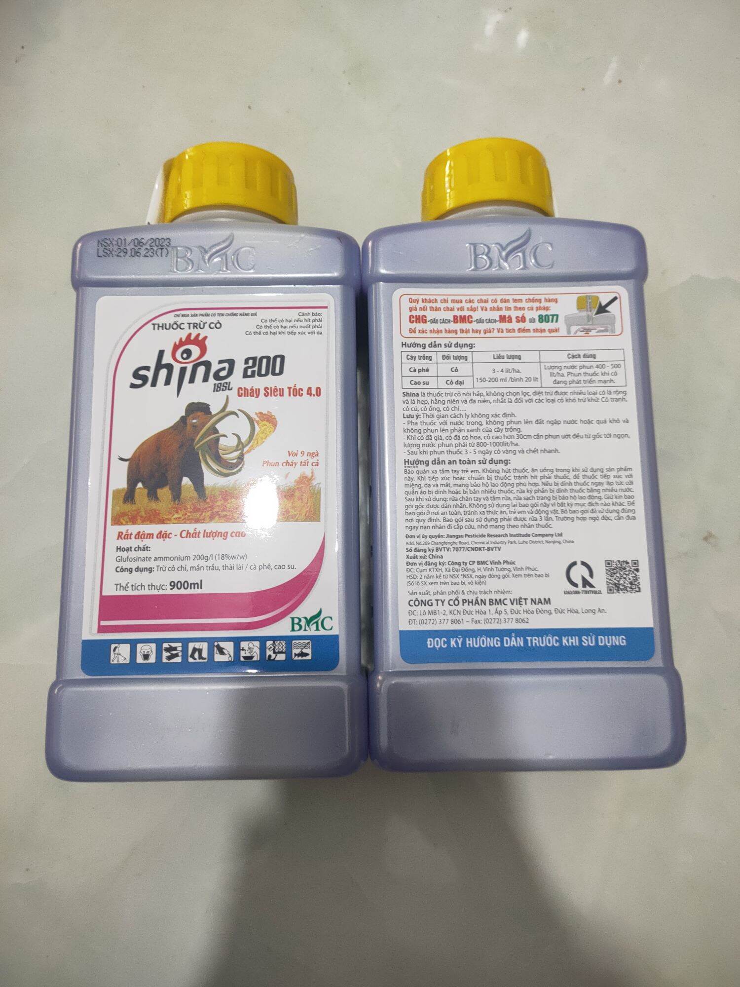 Thuốc trừ cỏ shina 200 18 sl. 900ml hoạt chất: glufosinate-ammonium 200g/l cháy siêu tốc, trừ các loại cỏ trỉ , mần trầu,thài lài/cà phê,cao su...