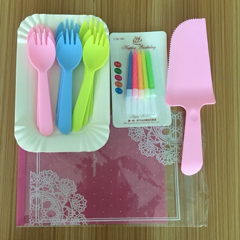 Set dĩa, nĩa, dao, nến như ảnh