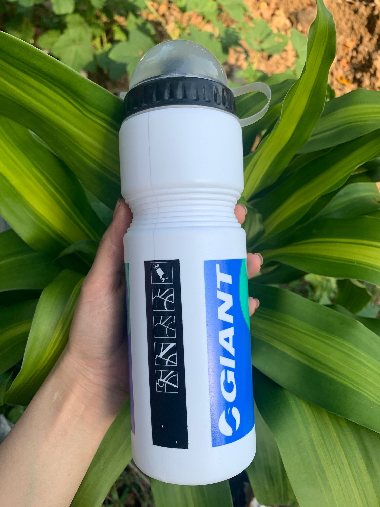 💥 Bình Nước Treo Xe Đạp Giant 750Ml  + Kèm Gọng