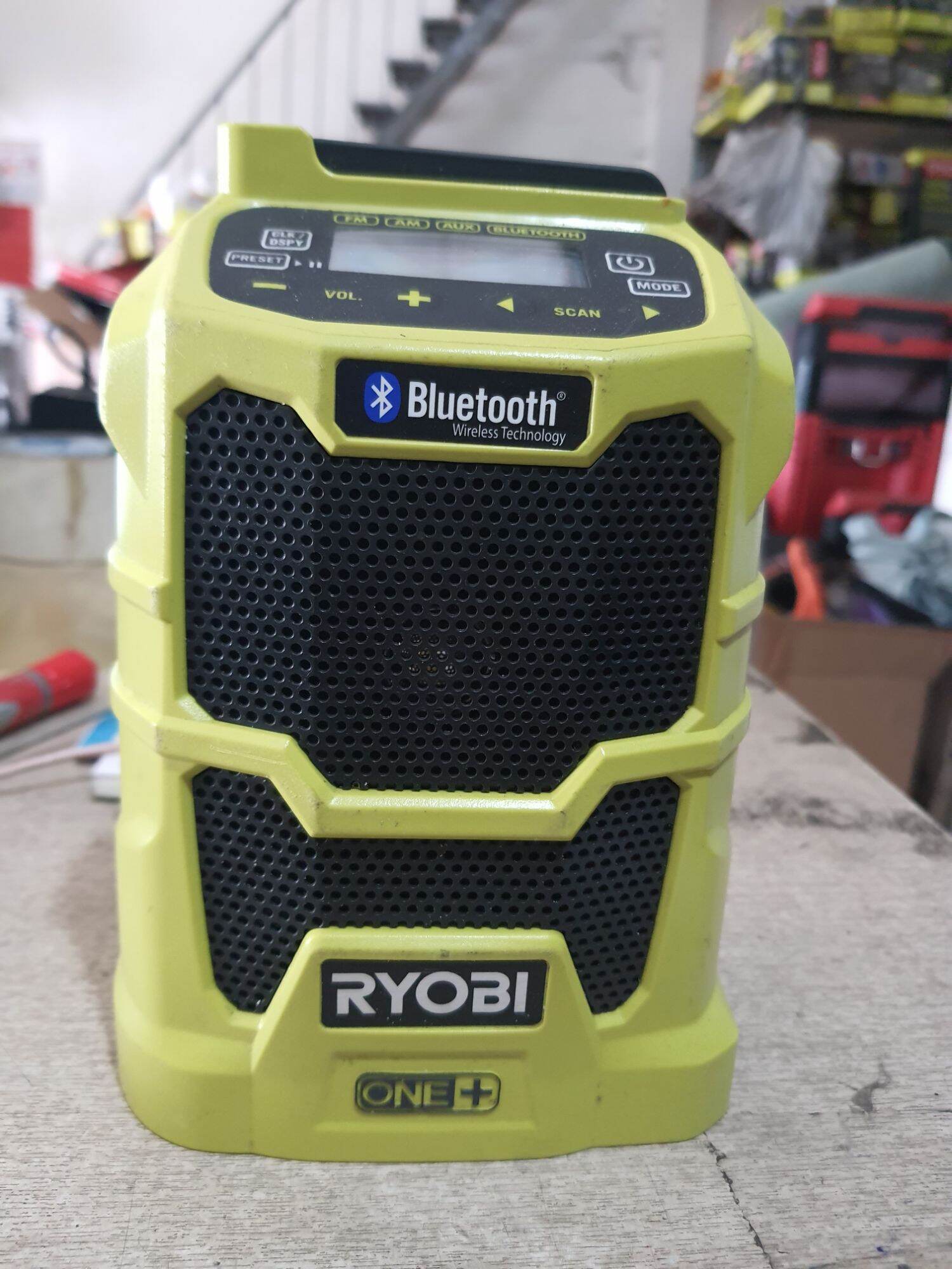 Loa nghe nhạc Bluetooth