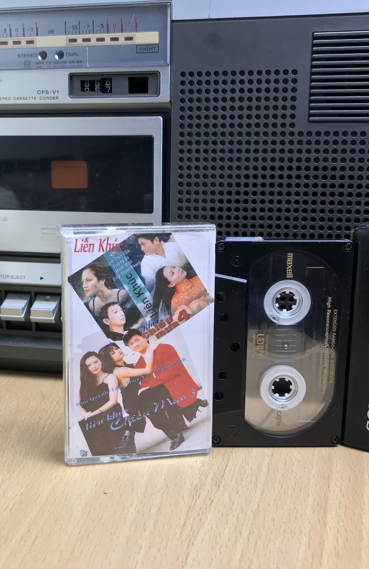 Băng casette liên khúc chiều mưa