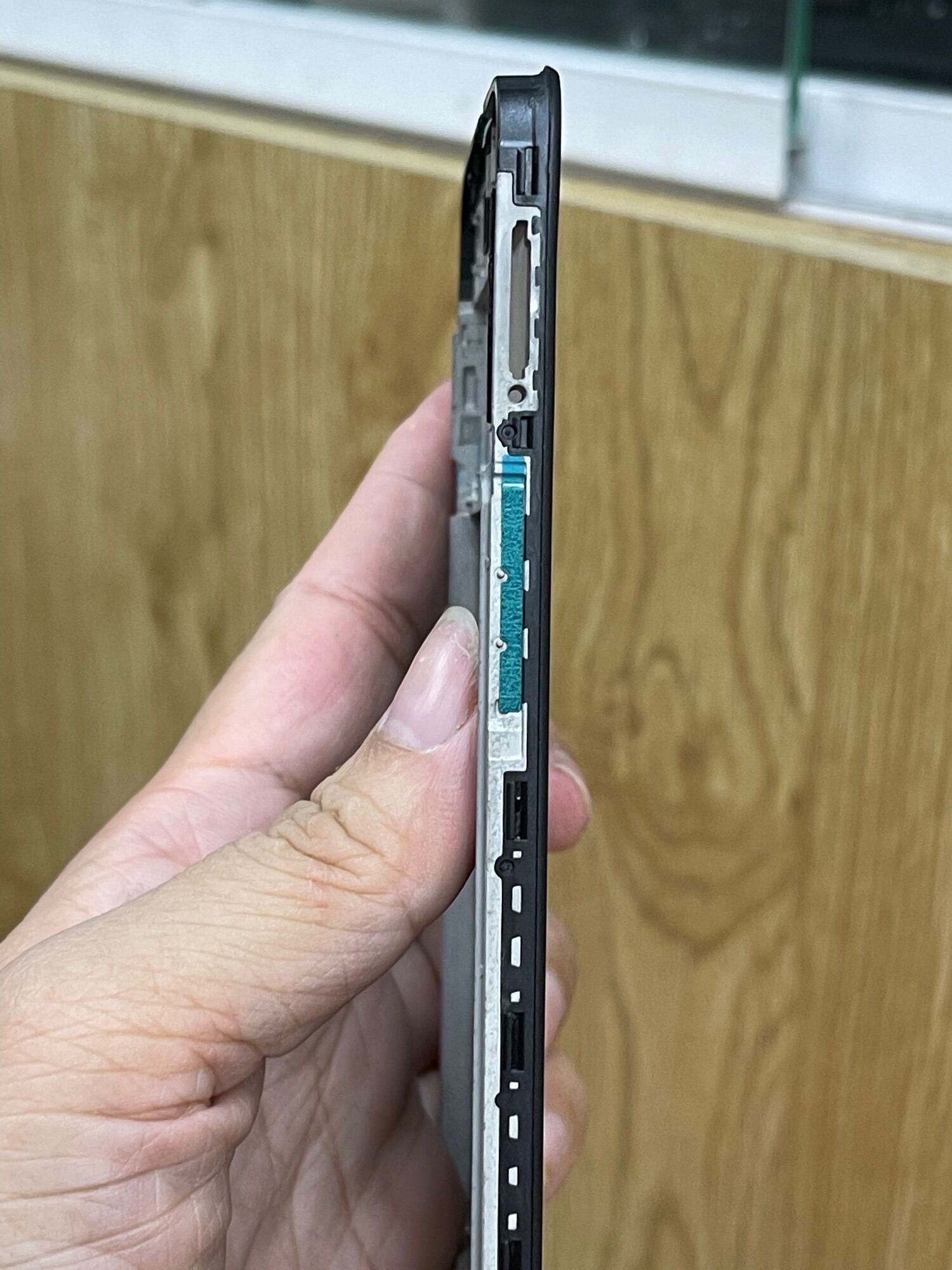 Xương gắn màn oppo A3s
