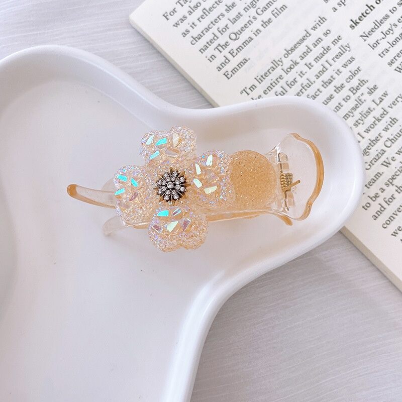 Kẹp càng cua bới tóc củ tỏi