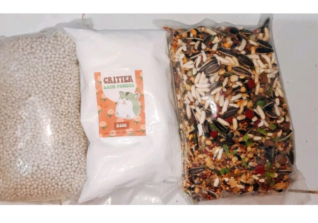 combo đồ dùng cho hamster (cát sand 1kg+ thức ăn 500g và cát tắm)