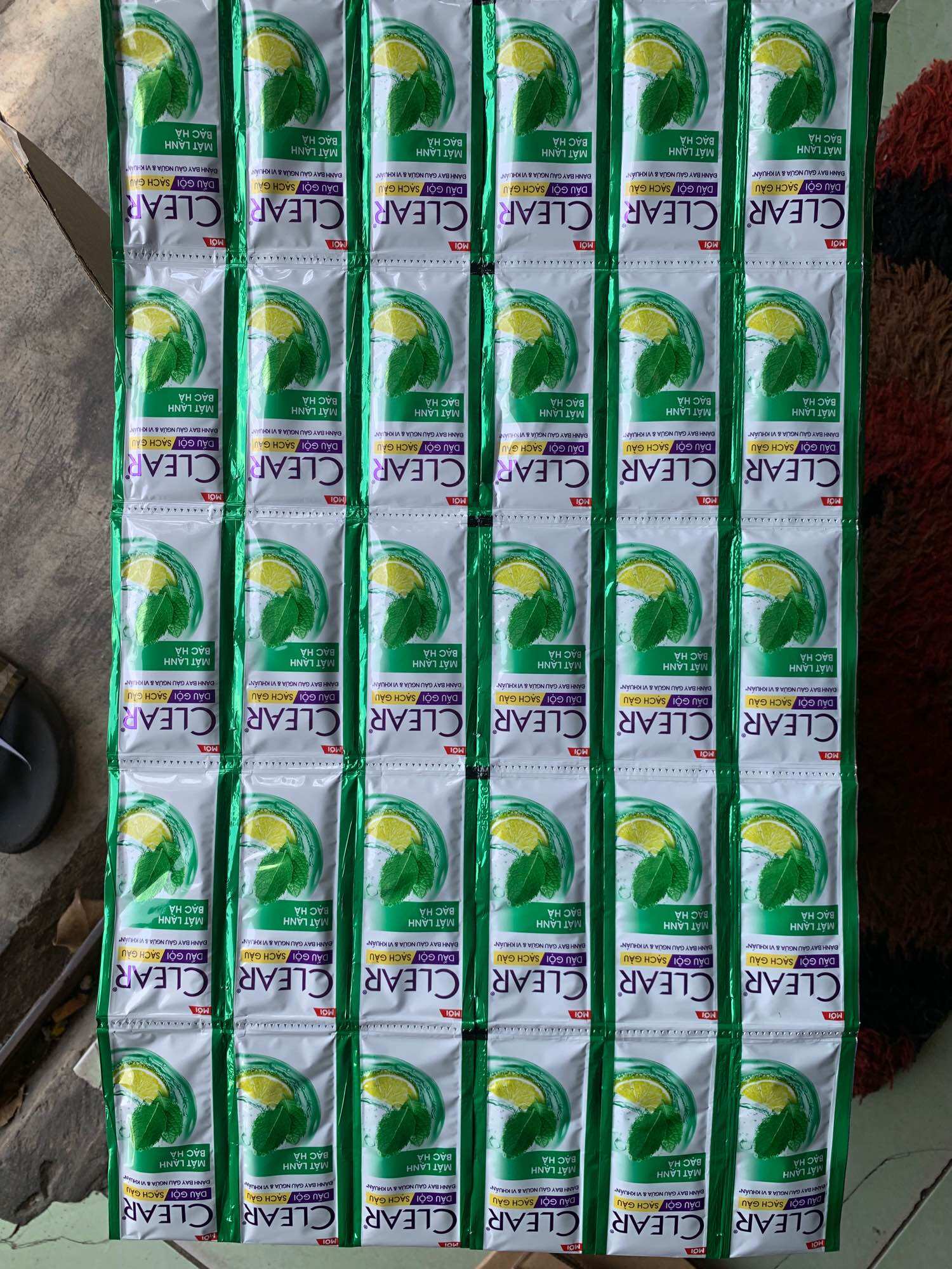 Combo 3 dây dầu gội Clear bạc hà 10 gói/dây
