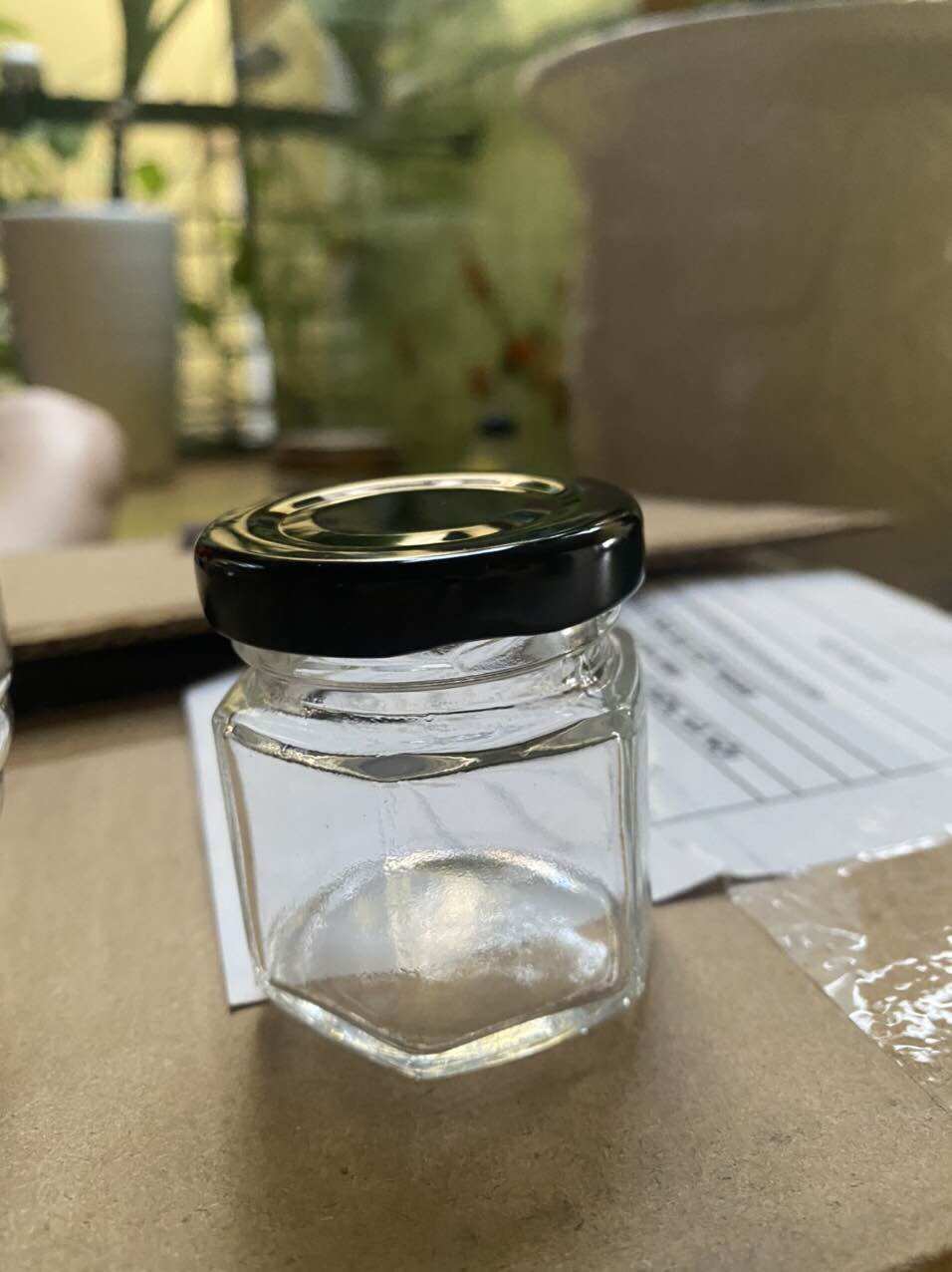 Bộ 10 HỦ THUỶ TINH LỤC GIÁC 50ml nắp thiếc