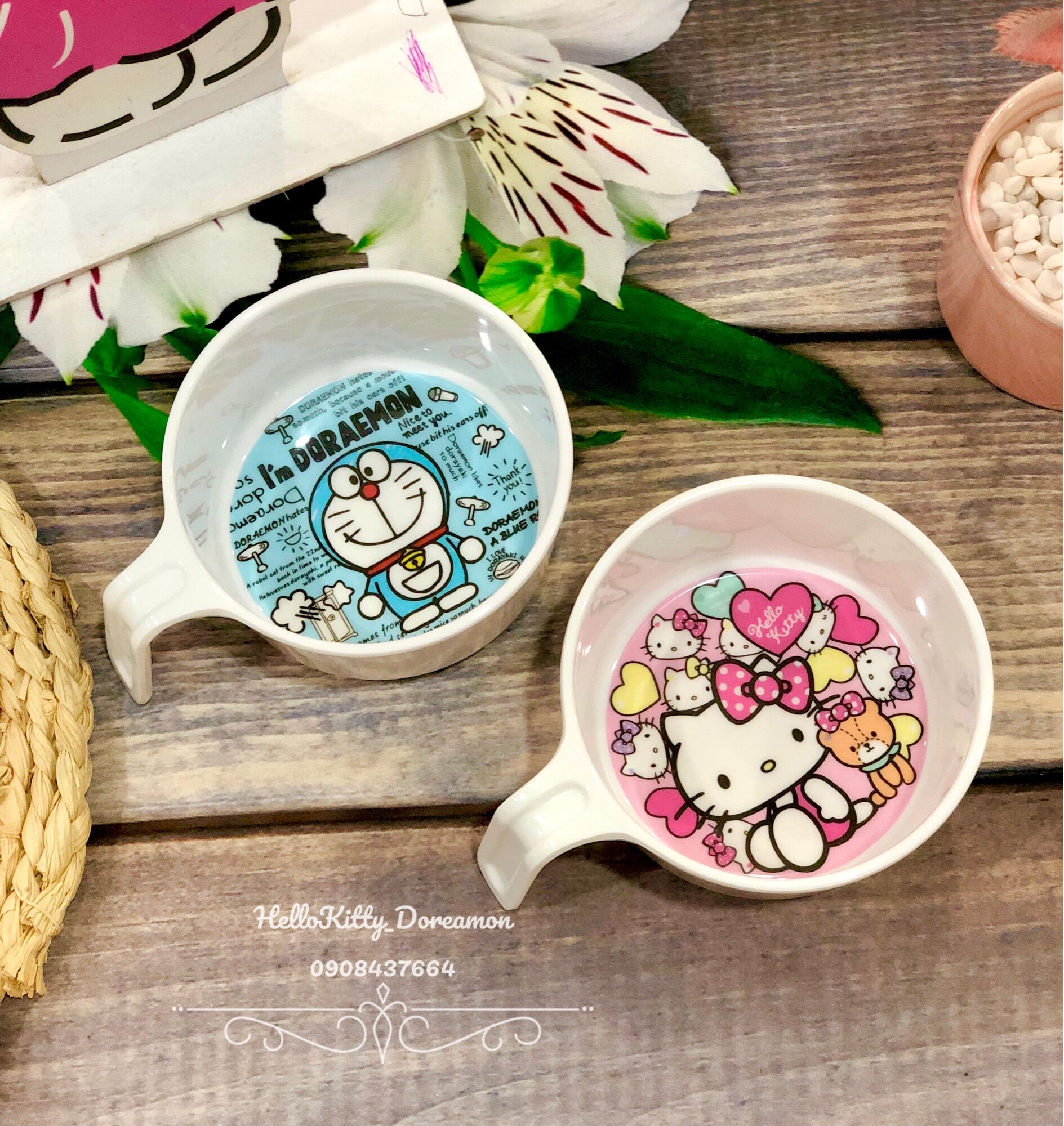 Chén quai cầm sâu lồng HelloKitty Doreamon