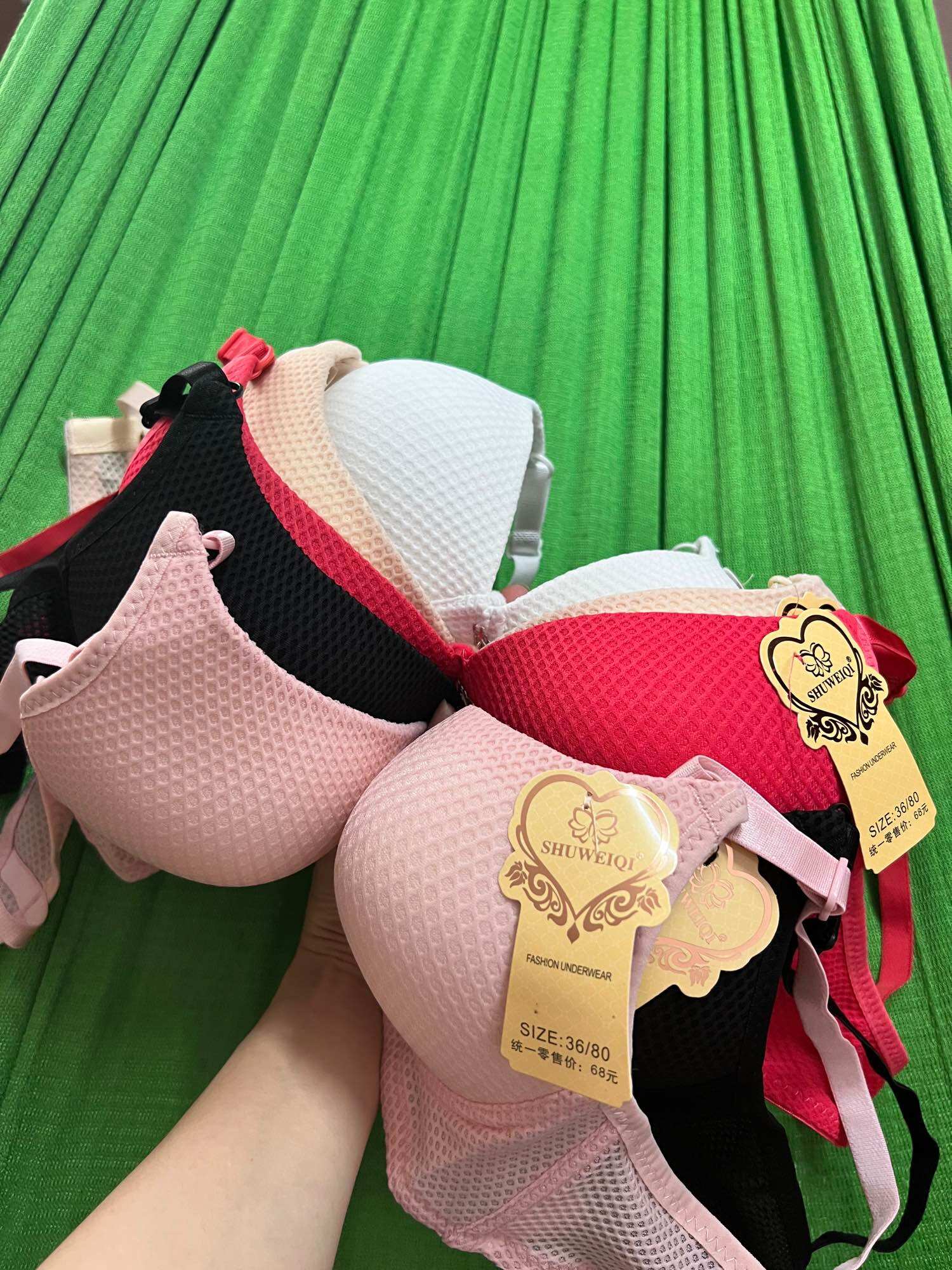 Set 3 Ao Lót Thong Hoi không gọng đệm 2,5cm Size Chuẩn 36,38,40,vừa Ôm vừa Nâng Ngực Tốt