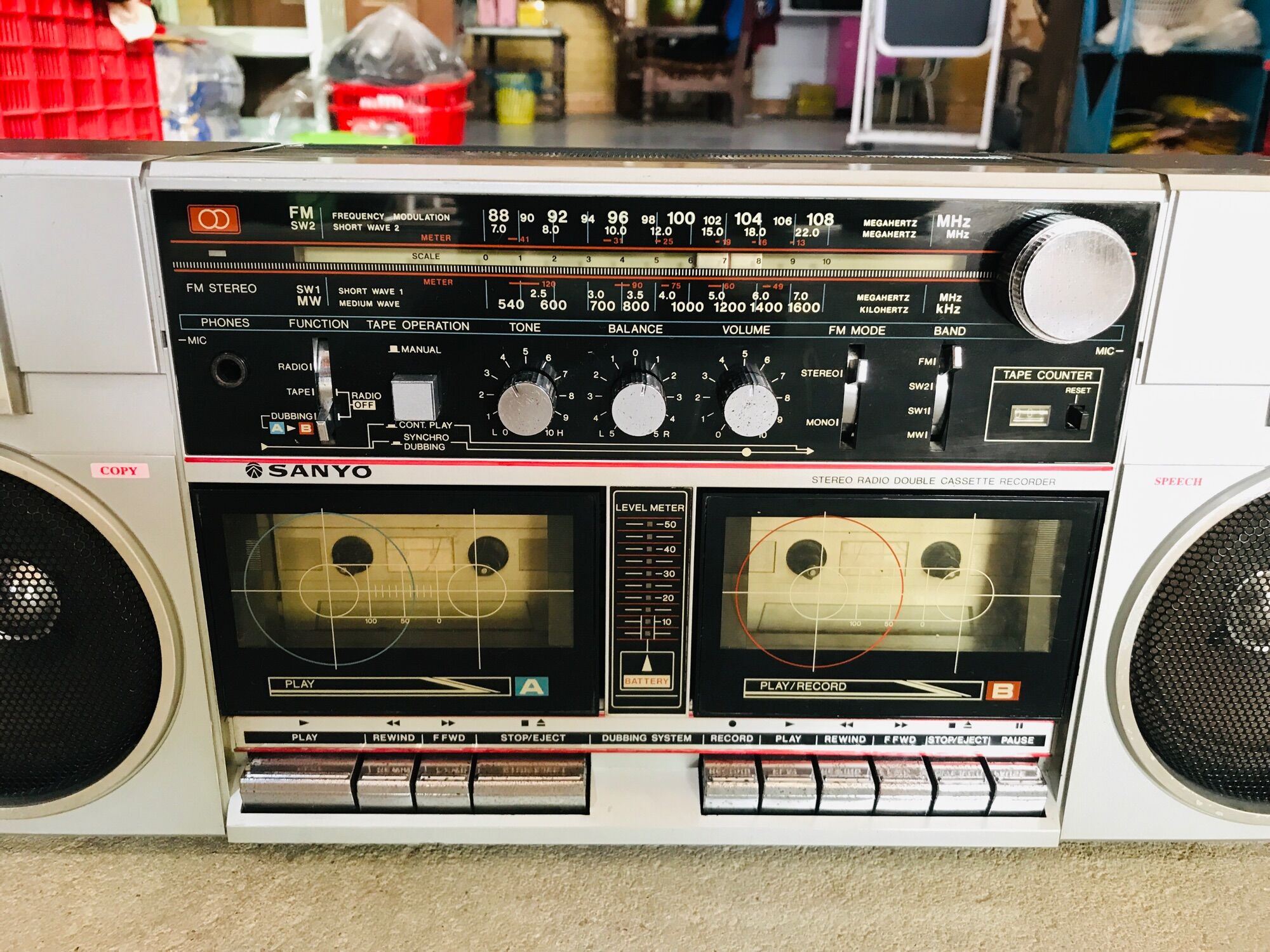 Đài Radio cassette Sanyo cực mới