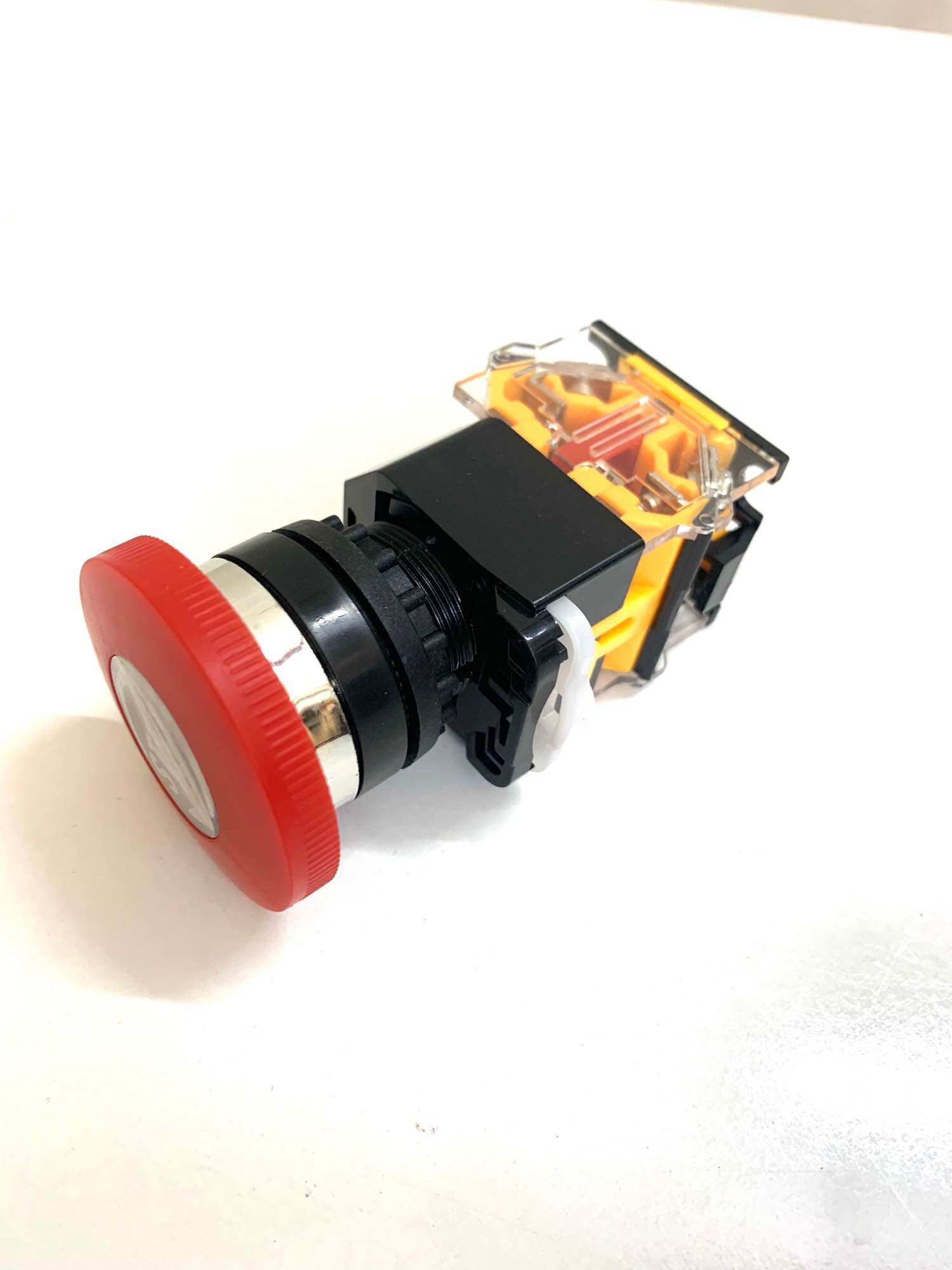 NÚT DỪNG KHẨN CẤP LA39/STOP 22MM