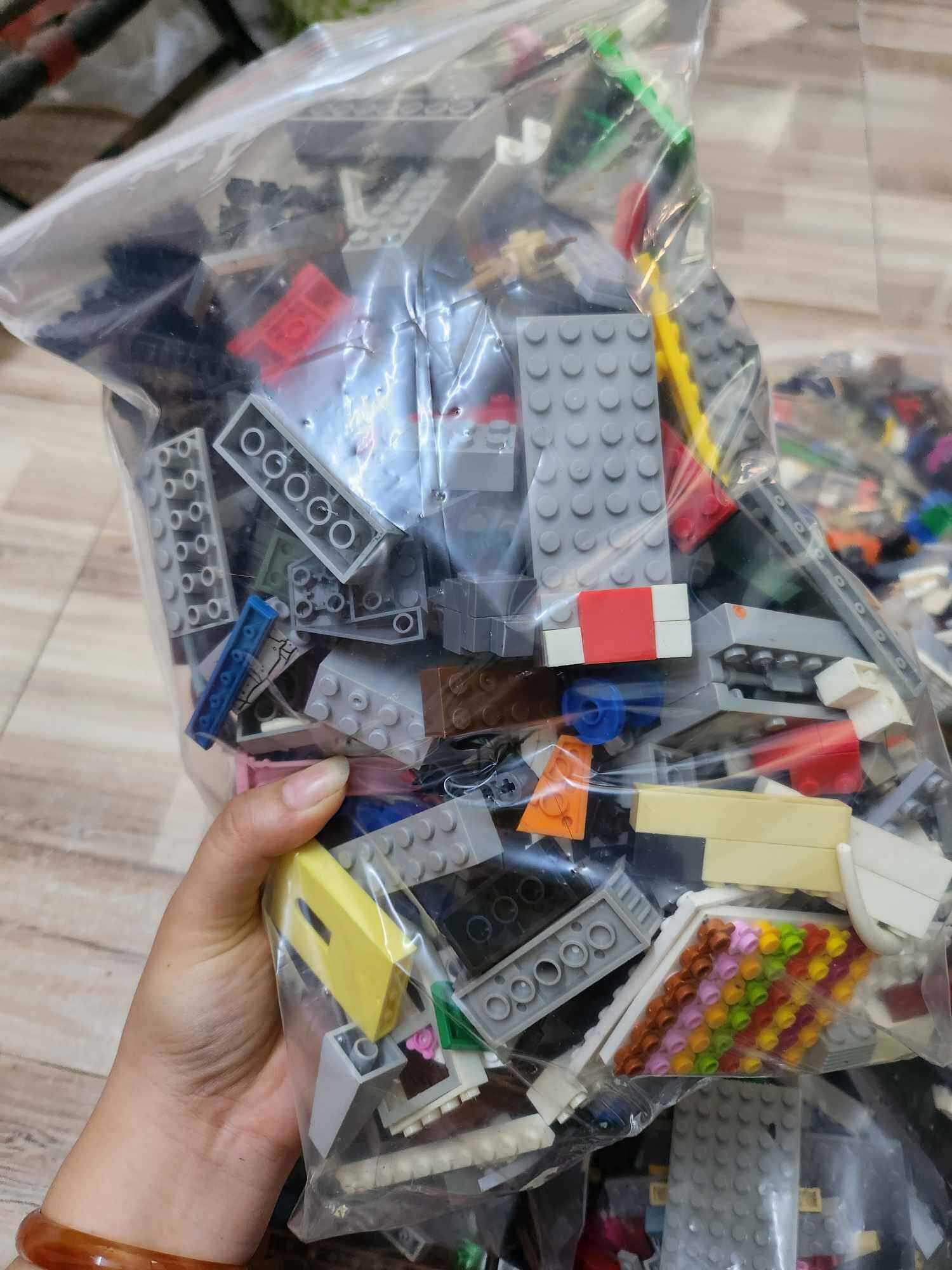 thanh lý 1kg LEGO NON vệ sinh SƠ