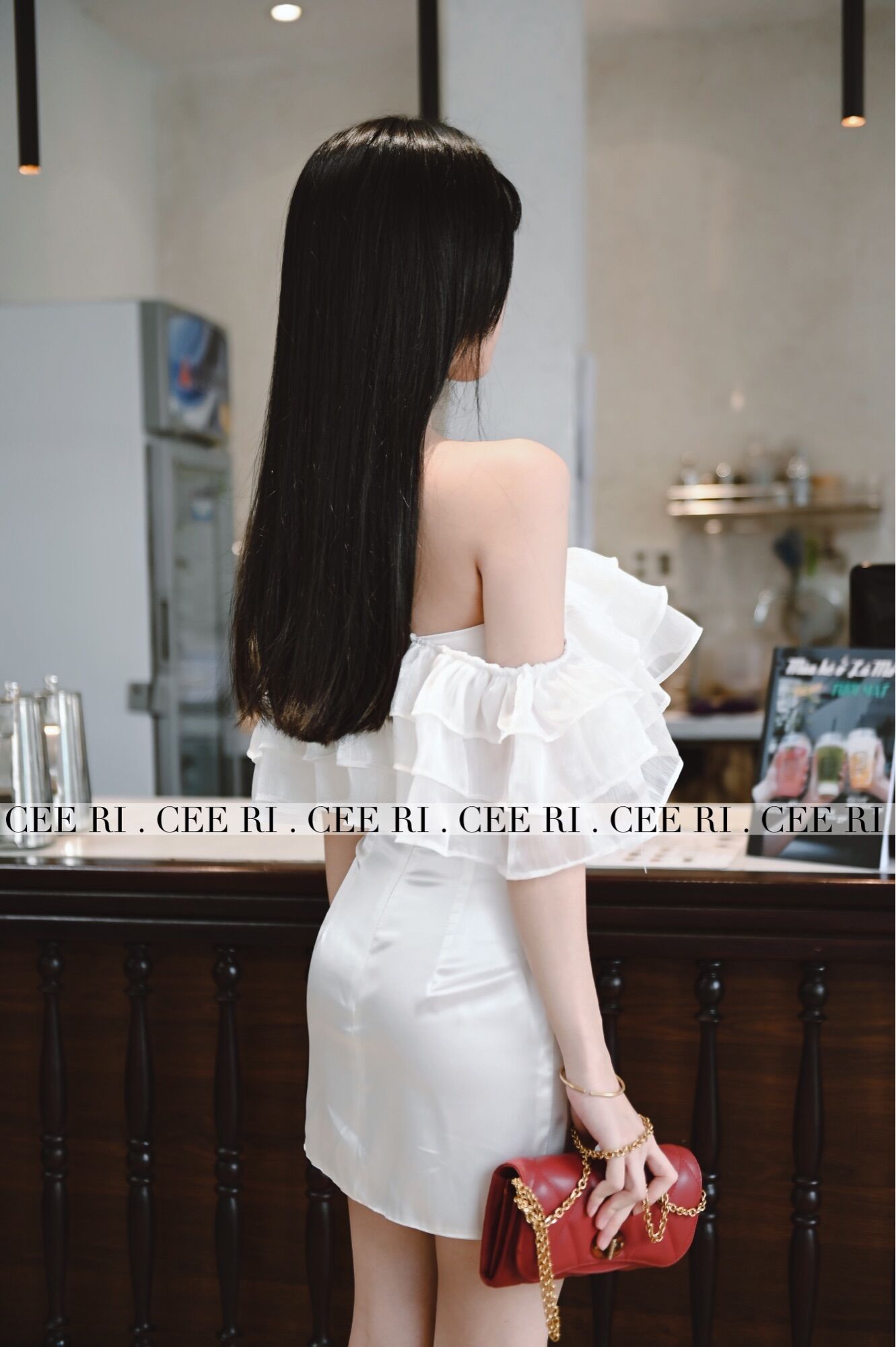( ẢNH THẬT - CHÍNH CHỦ CEERI ) Váy trễ vai lụa cao cấp màu trắng / đen