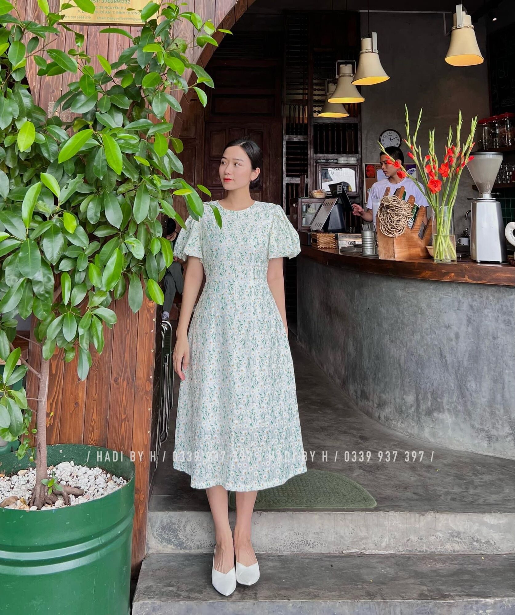 Váy hoa cúc dáng middi thắt eo vintage - Thu An