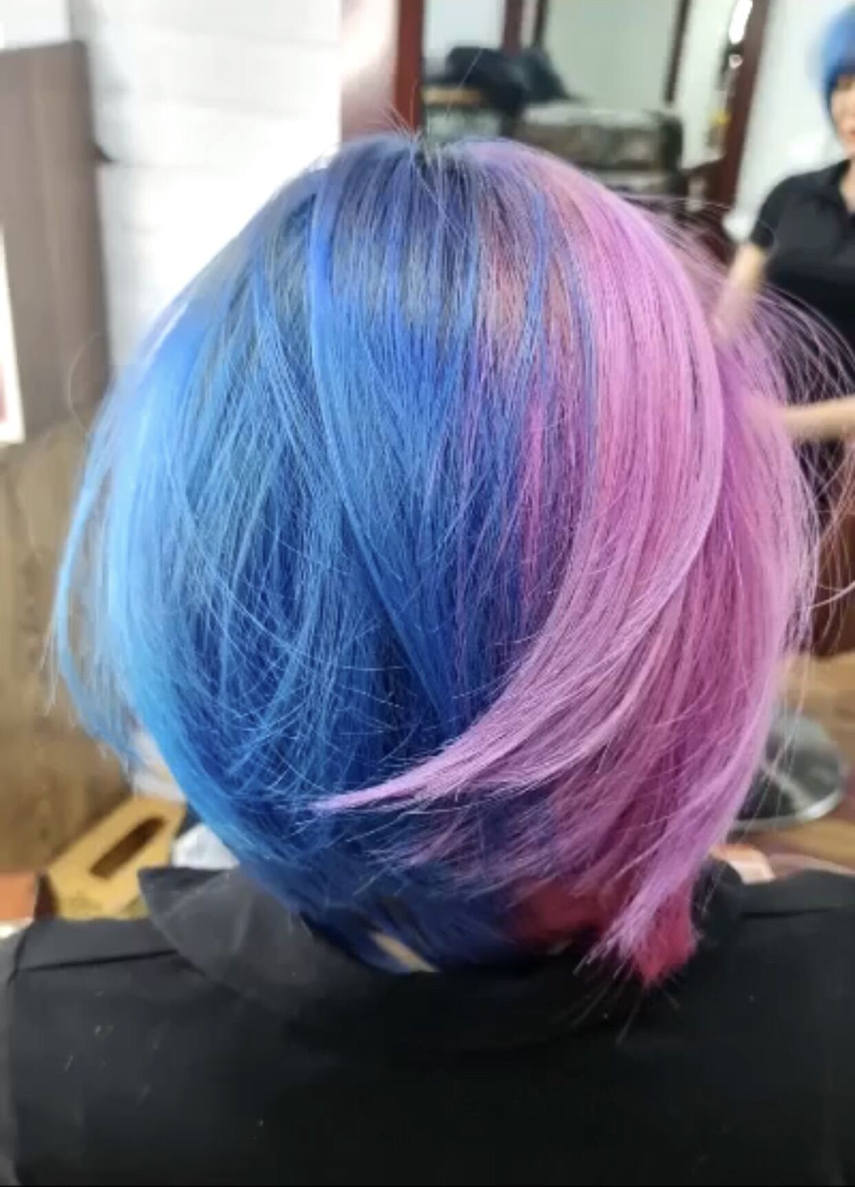 DẦU GỘI BÙ MÀU VÀ TĂNG CƯỜNG ÁNH SẮC CHO TÓC NHUỘM MÀU MEI COLOR SHAMPOO 300ml ( Pink shampoo)