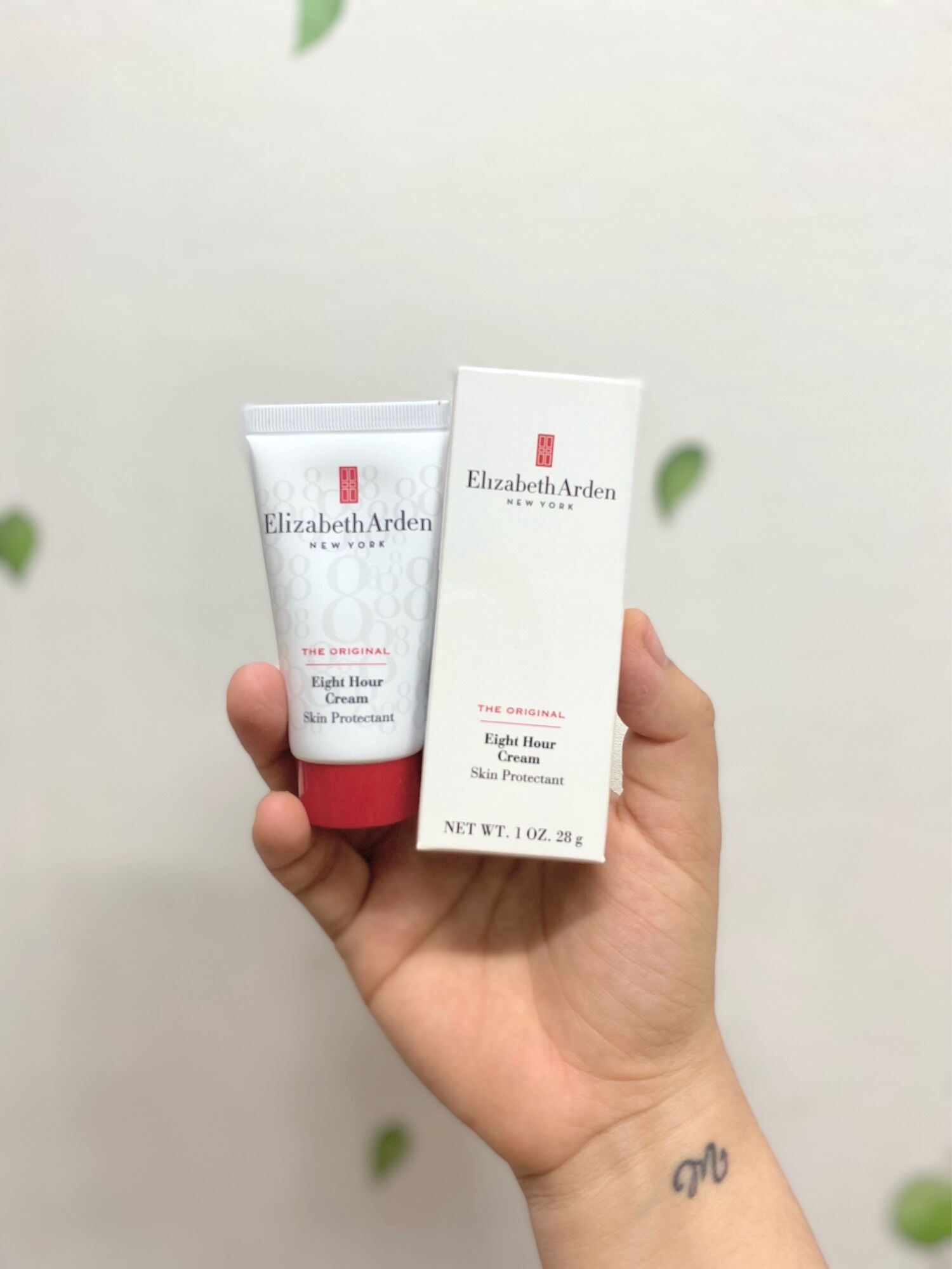 Son dưỡng hồng môi Elizabeth Arden