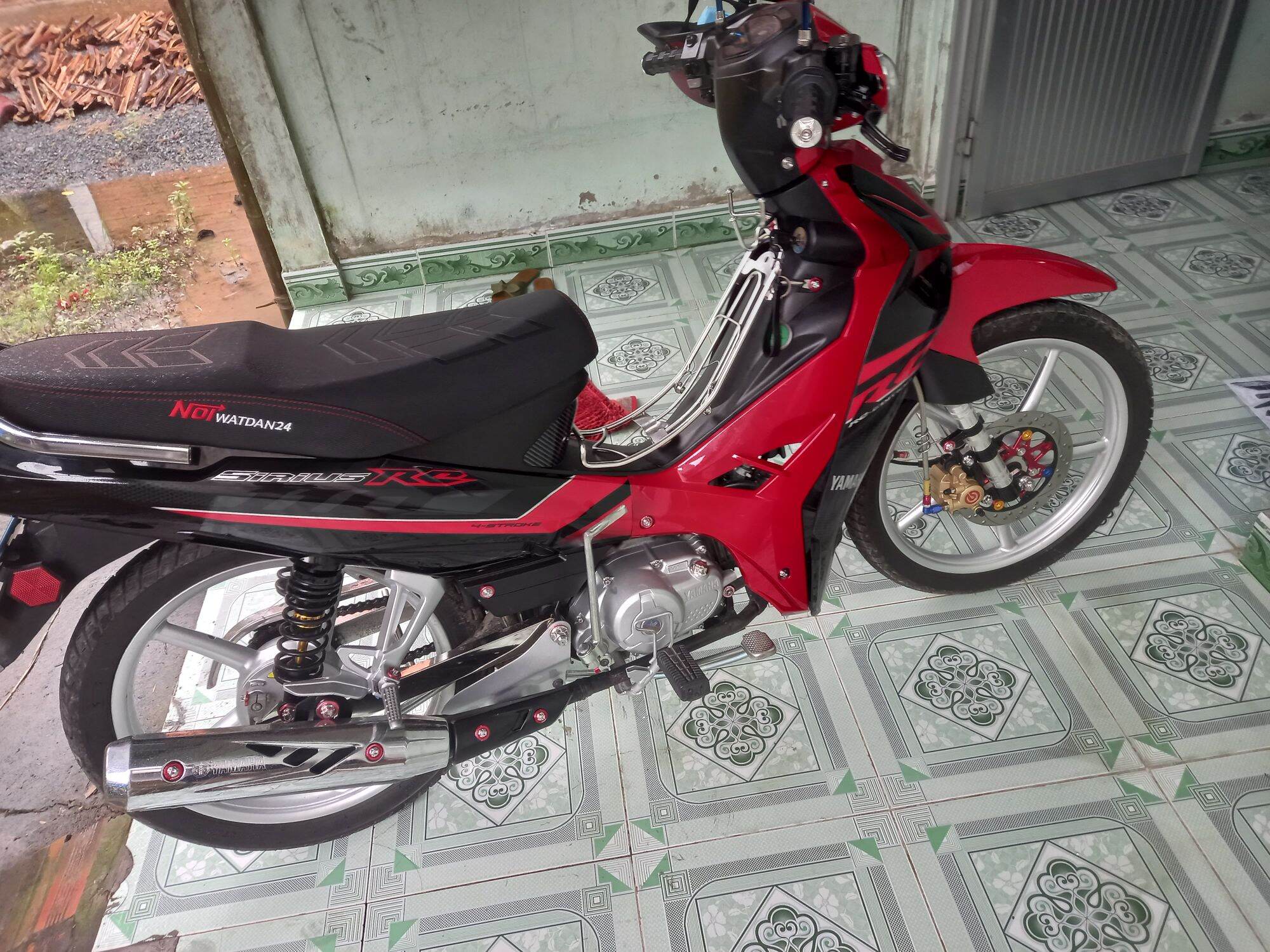 1 Bộ Tem sirius rc xăng cơ đỏ đen