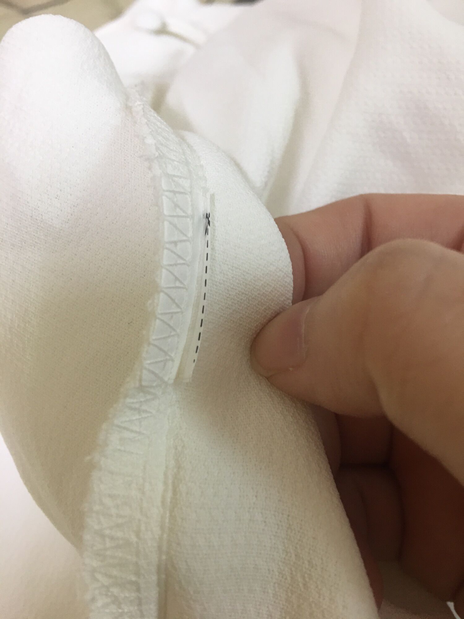 Đầm cổ V xuất xịn Zara