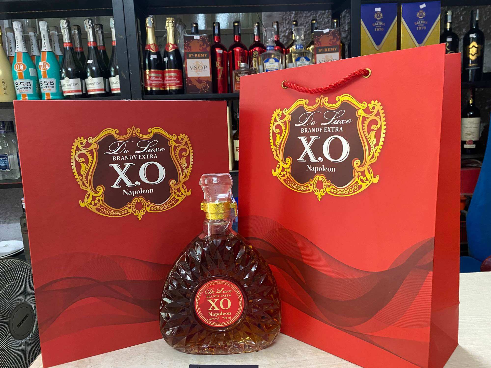 Rươu DE LUXE Extra Napoleon Brandy XO 40% 700ml
