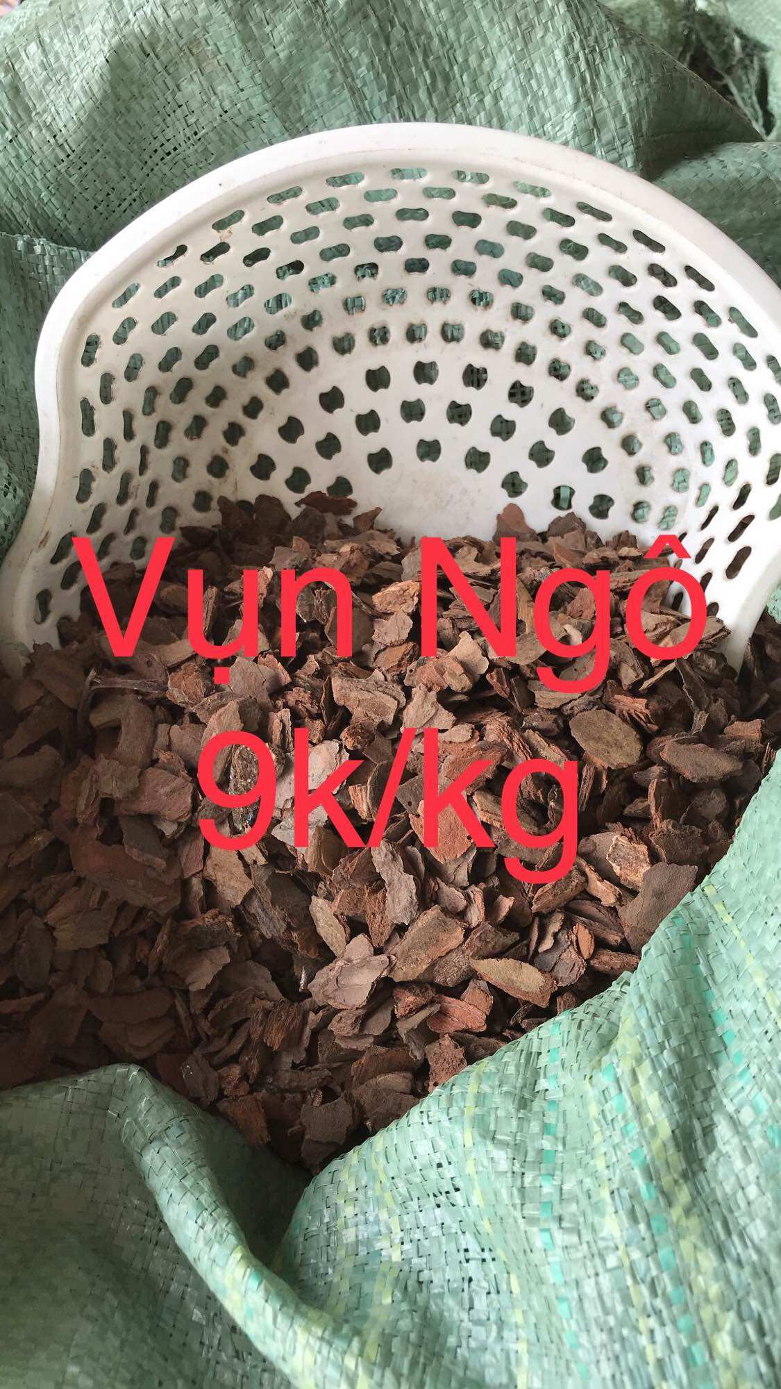 Vụn bắp 9k/kg