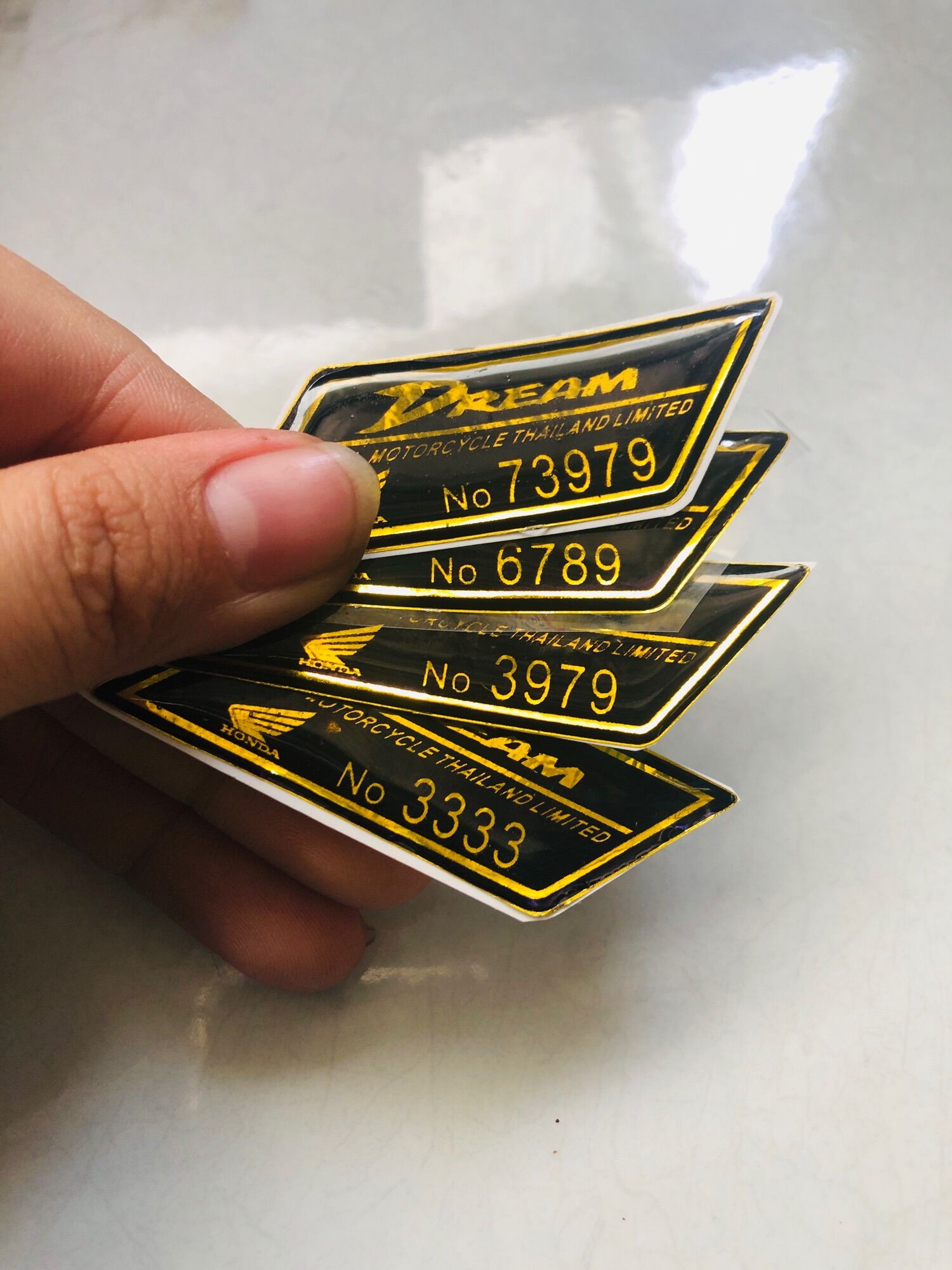 Logo Dream Giới Hạn Nổi