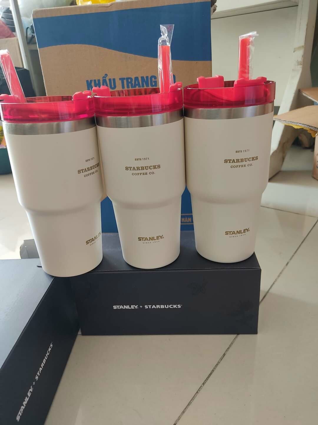 Ly giữ nhiệt Starbucks 590ml