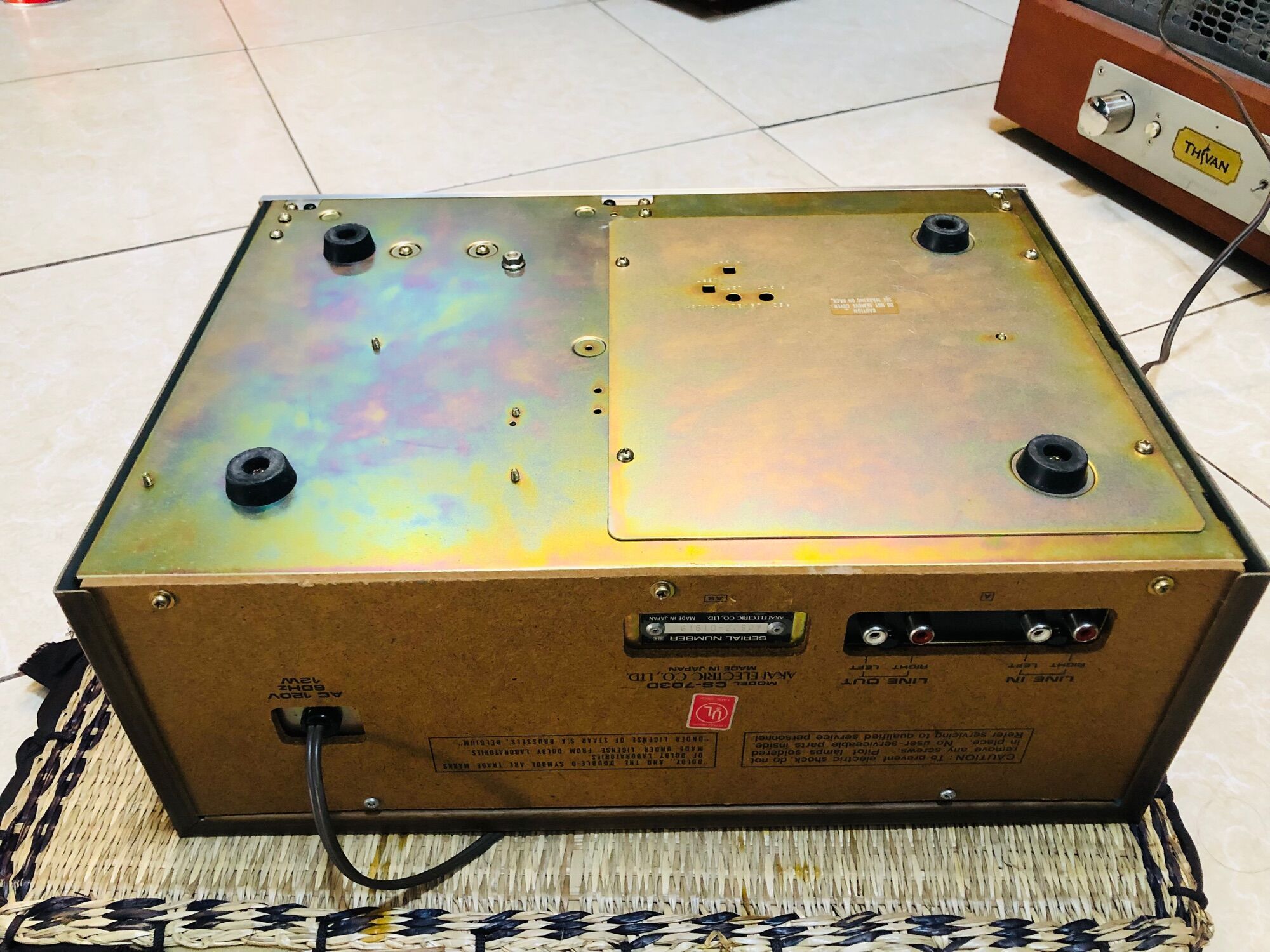 đầu cassette akai 703D