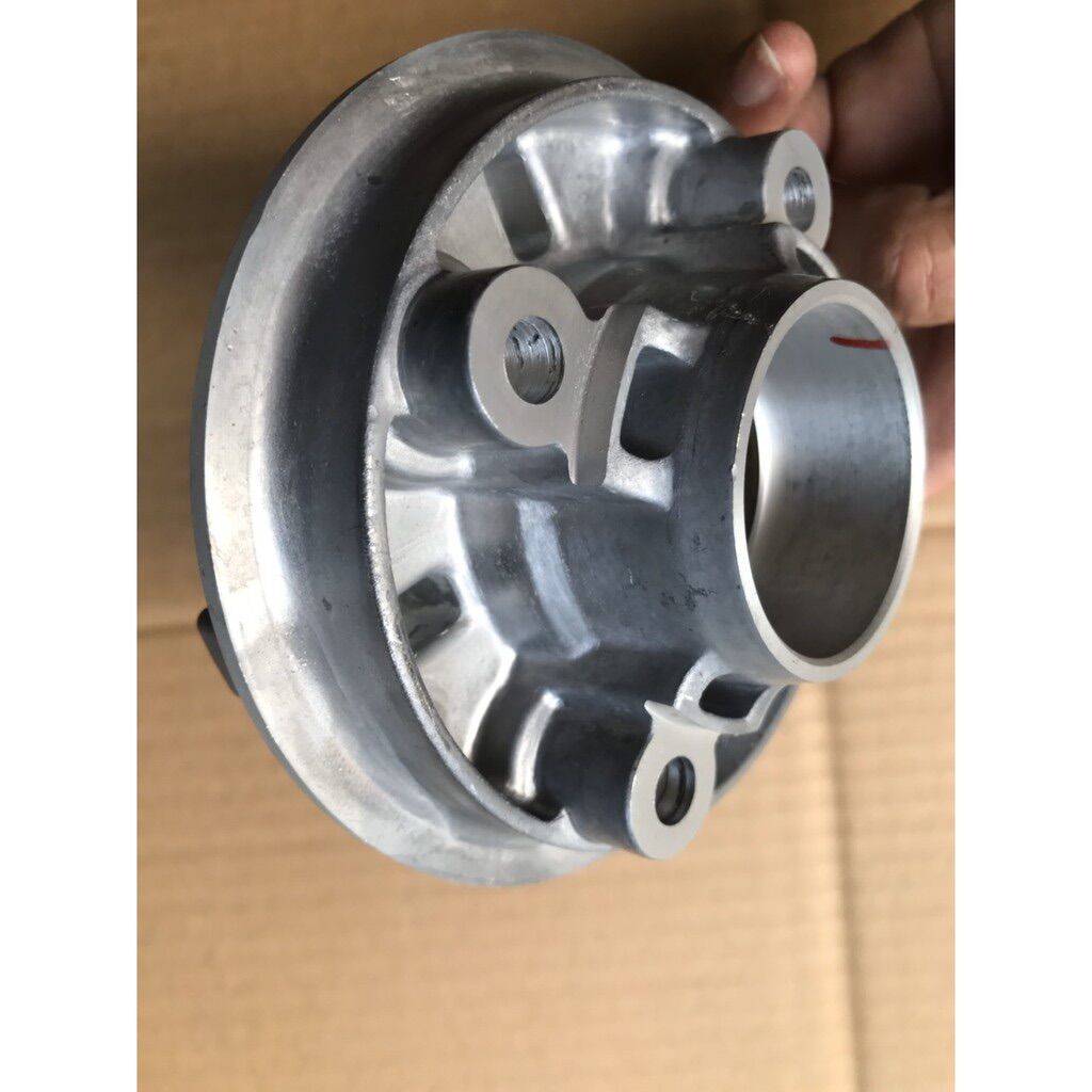 Cùi đĩa tải Exciter 135 chính hãng yamaha " 4 lỗ óc "