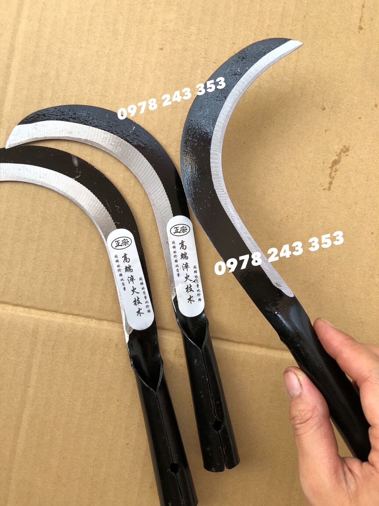 Liềm cắt cỏ lưỡi dao - cán liền chắc khỏe