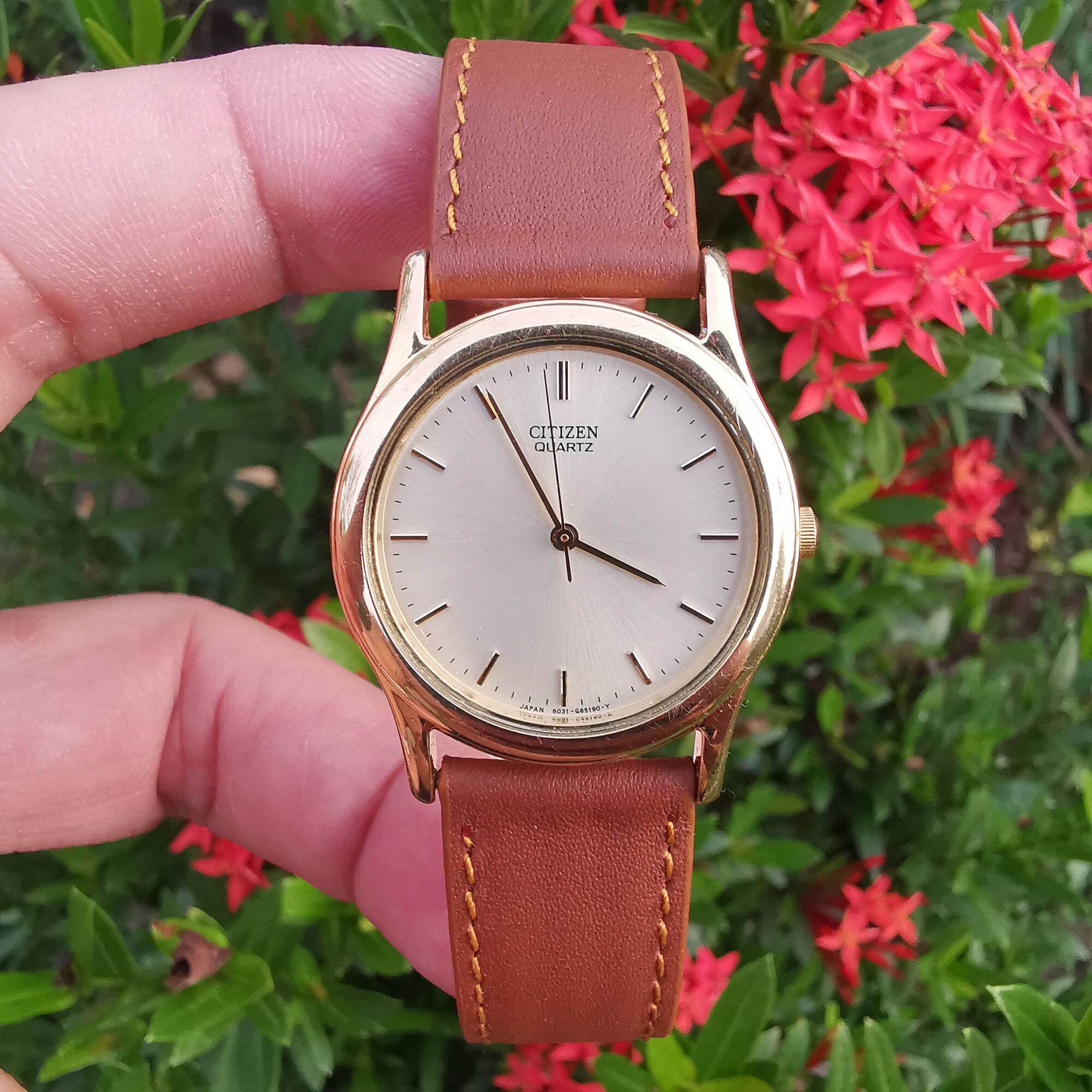 Đồng Hồ Nữ Si Nhật CITIZEN - QUARTZ Size 31.6 mm . Chống nước 30 mét G.12