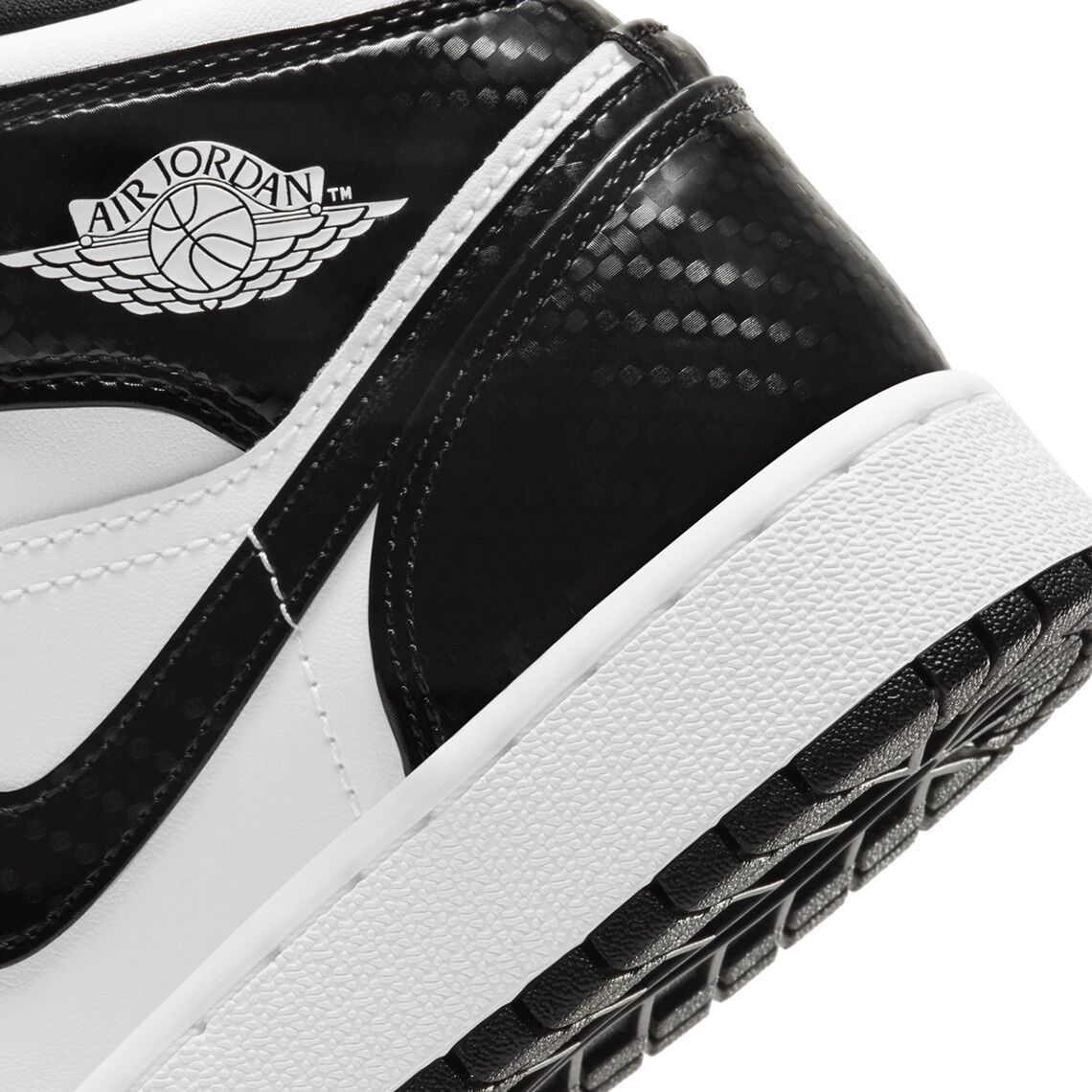 Giày Nike Air Jordan 1 Mid Carbon Fiber