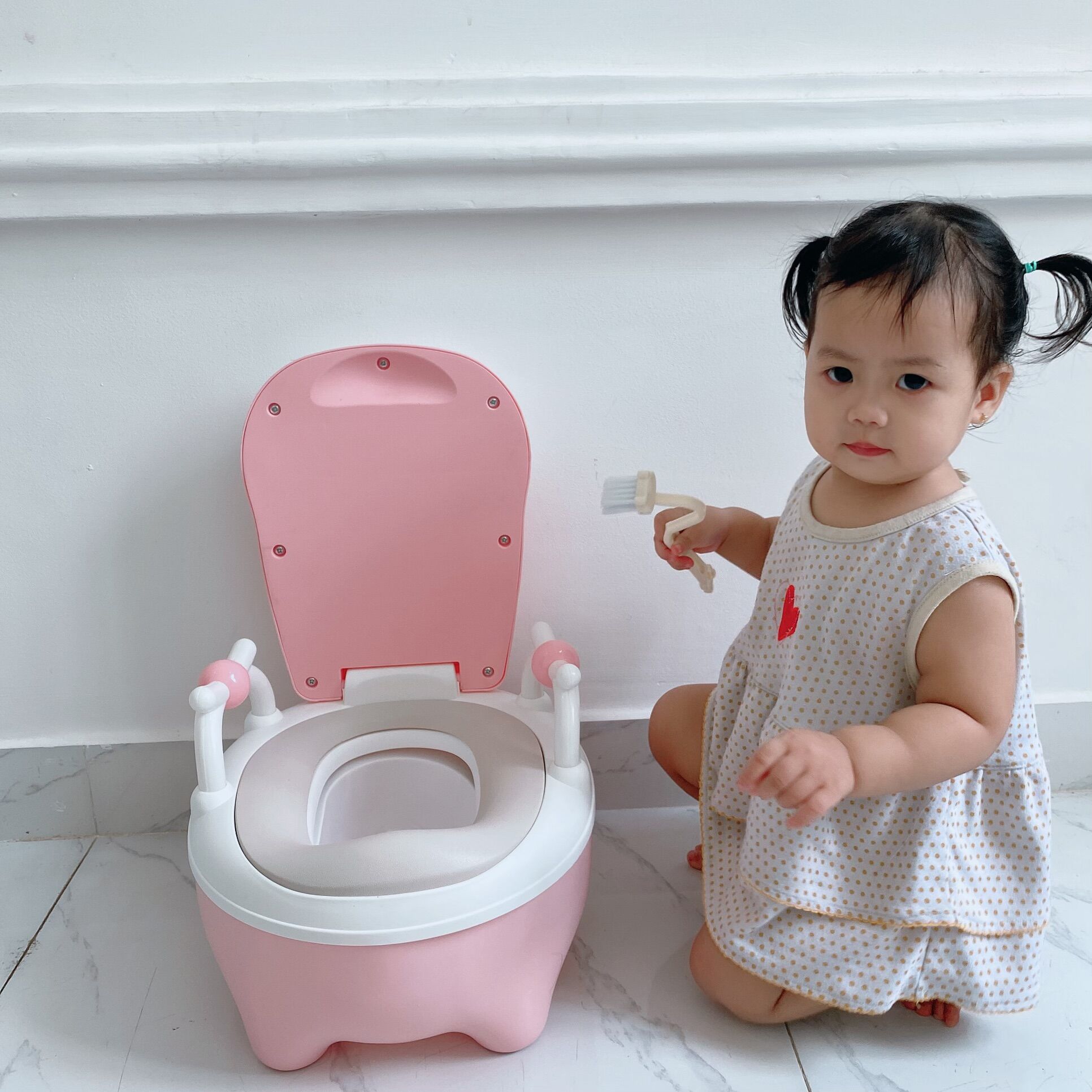 Bô vệ sinh cho Bé
