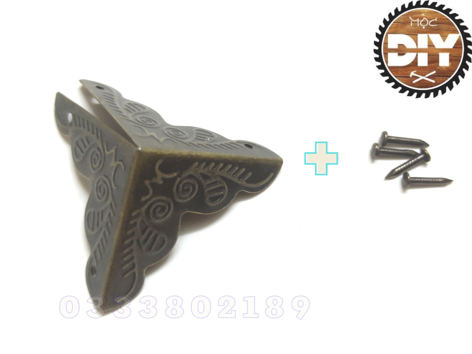 Ốp góc hộp vuông 25mm( kèm đinh)