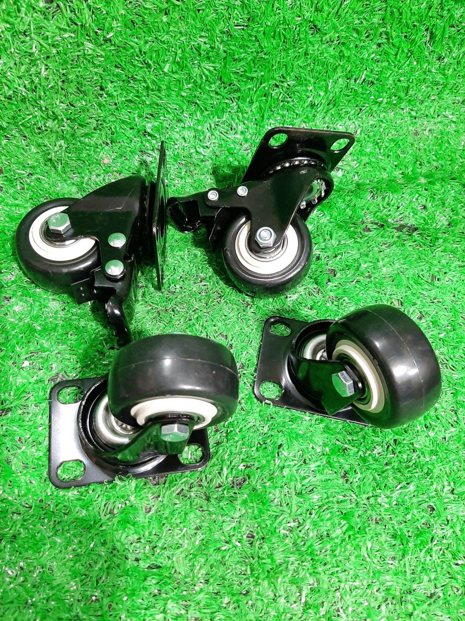 Bộ 4 bánh xe loa kéo_5cm ( 2 có khóa_2 không khóa )