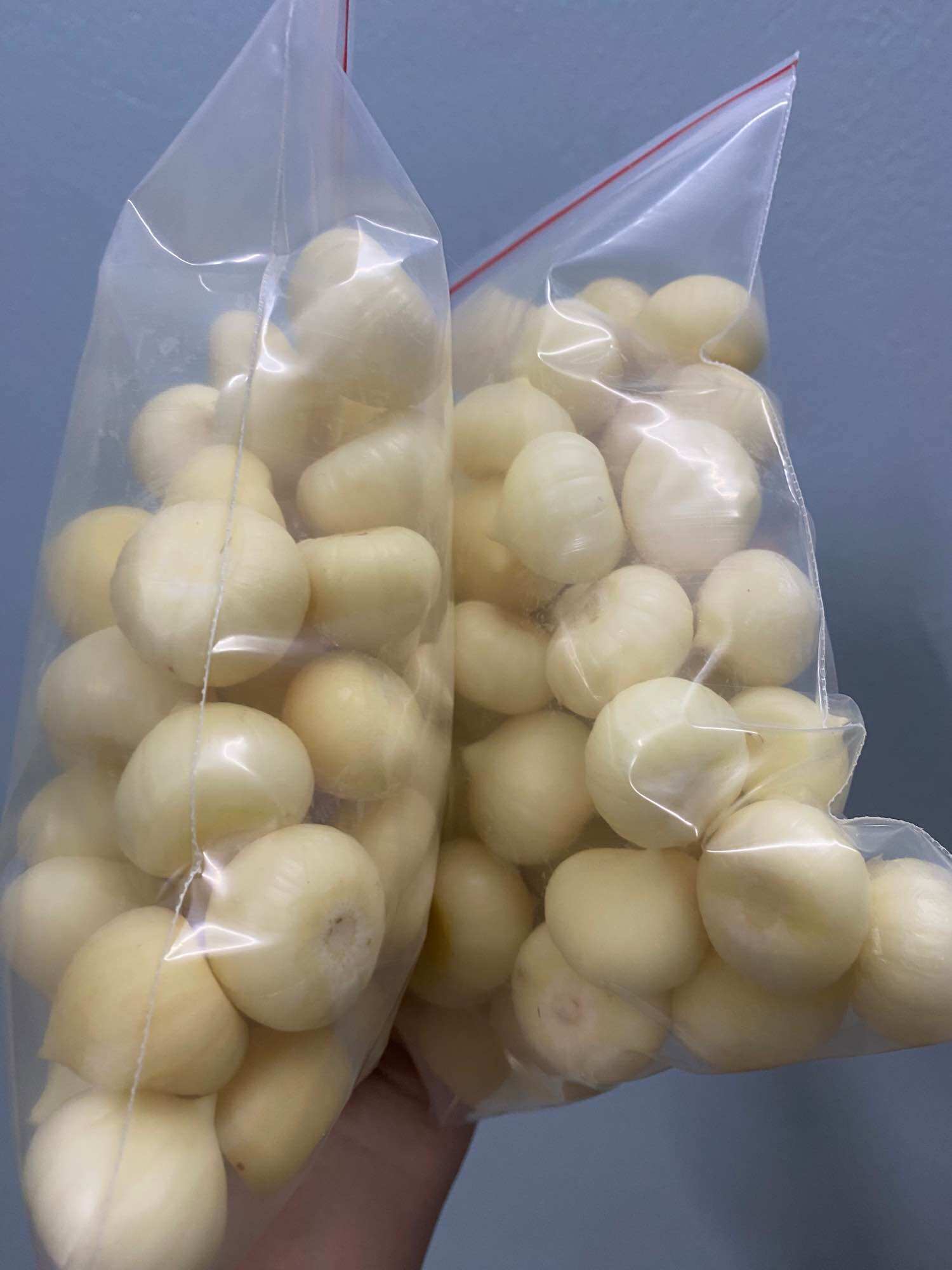Tỏi cô đơn bóc sẵn 1kg