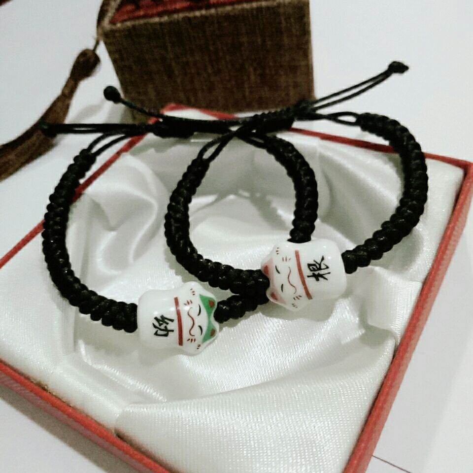 (2 vòng) Vòng tay cặp đôi dây chỉ đen mix mặt mèo sứ thần tài may mắn, tài lộc cho người đeo ảnh thật