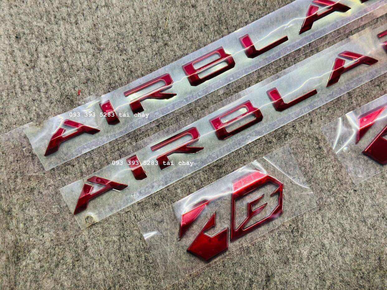 [ 1 COMBO ] ( CÓ BÁN LẺ ) TEM NỔI AIR BLADE ĐỎ + LOGO AB ĐỎ DÁN ỐP SƯỜN / CÁNH BỬNG