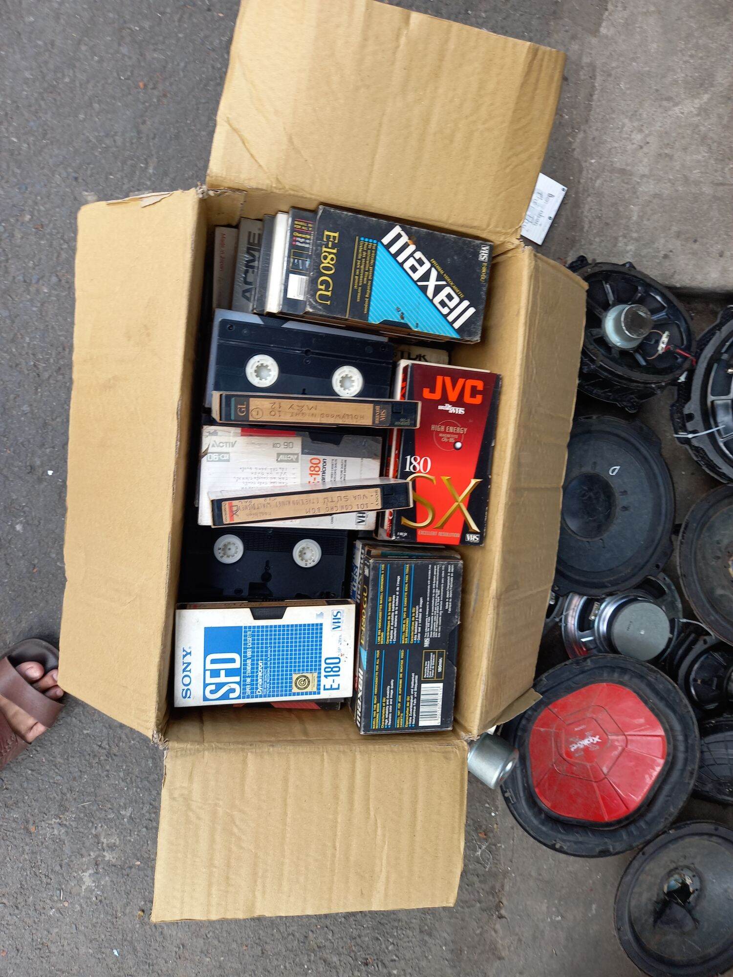 Combo 5 băng video VHS chỉ để trưng bày ko sử dụng được