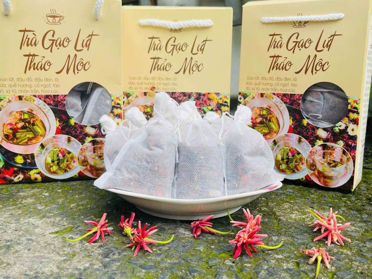 Sốt Thái Trộn Chân Gà Đóng Chai 🎉