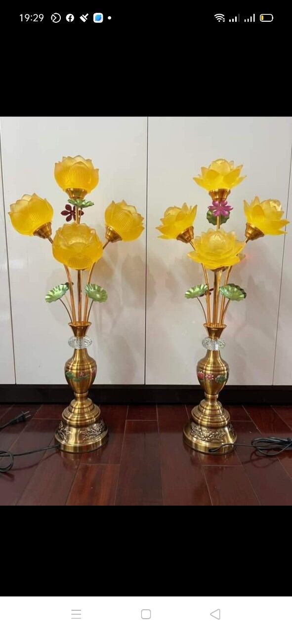 Đôi đèn thờ lưu ly 5 bông 72 cm bóng đổi màu cao cấp